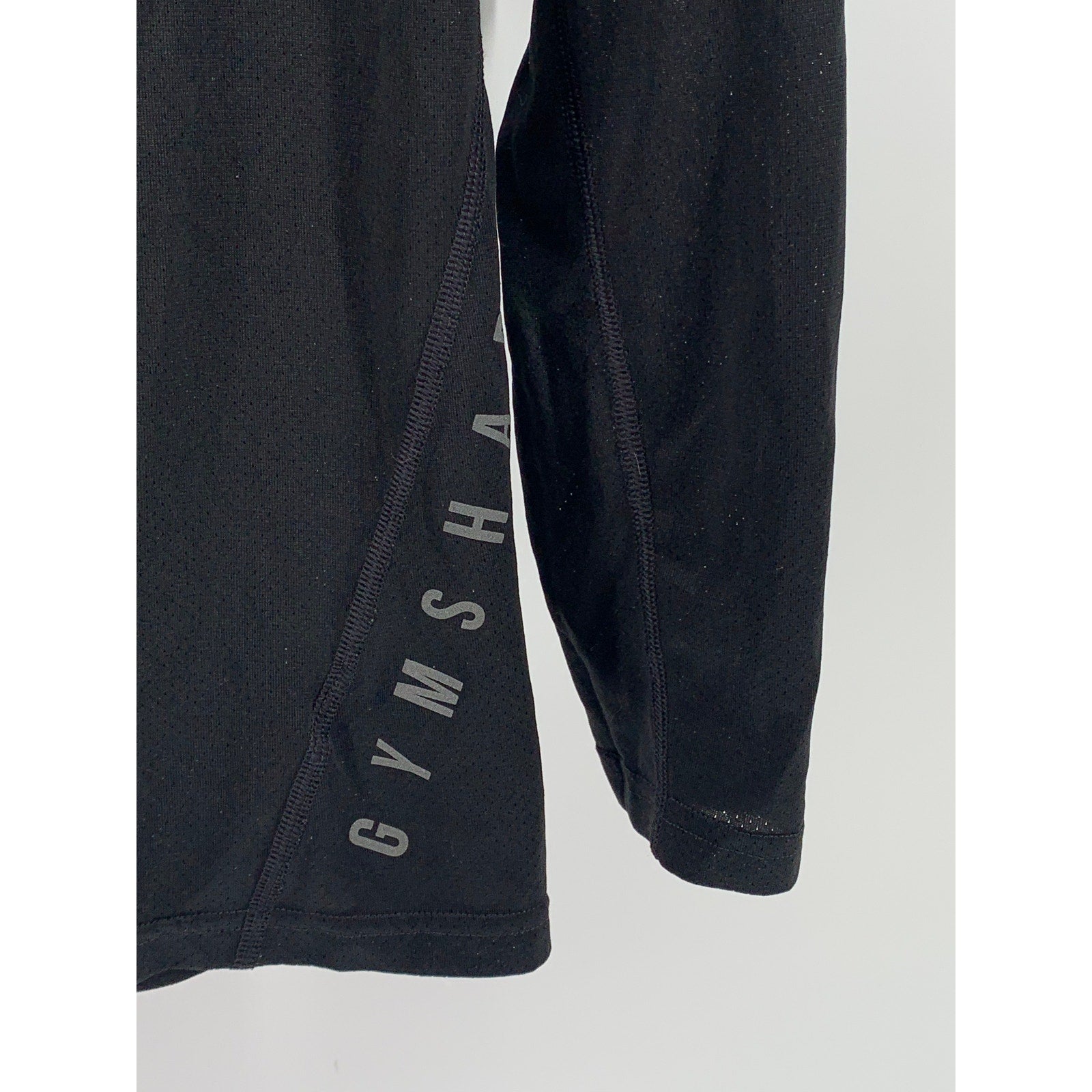 GYMSHARK Men's Black Crewneck Slim-Fit Long Sleeve Sport Logo T-Shirt SZ S
