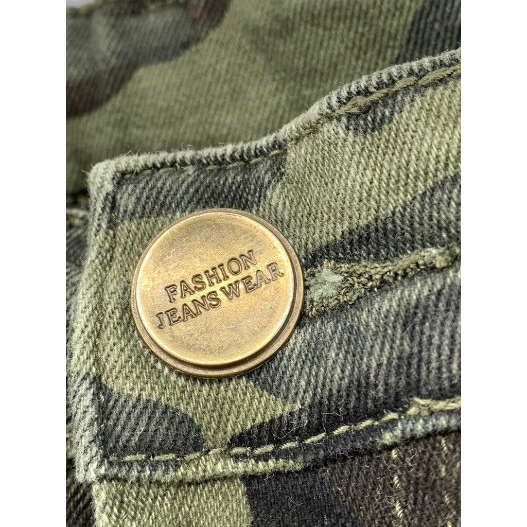 FASHION JEANS WEAR Men's Green Camo Tapered Textured Pants SZ 40