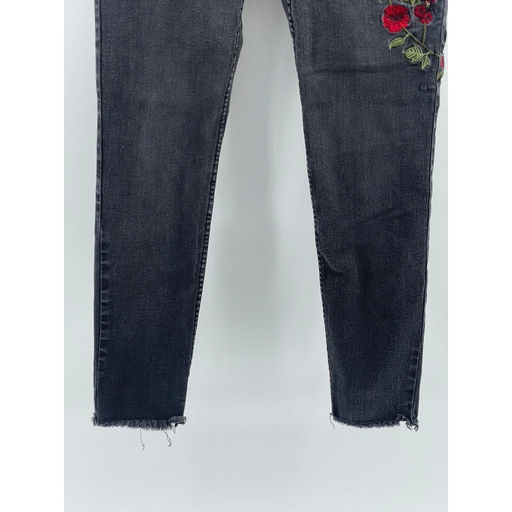 STREETWEAR SOCIETY Women's Washed Black Embroidered Rose Mom Jean SZ 9