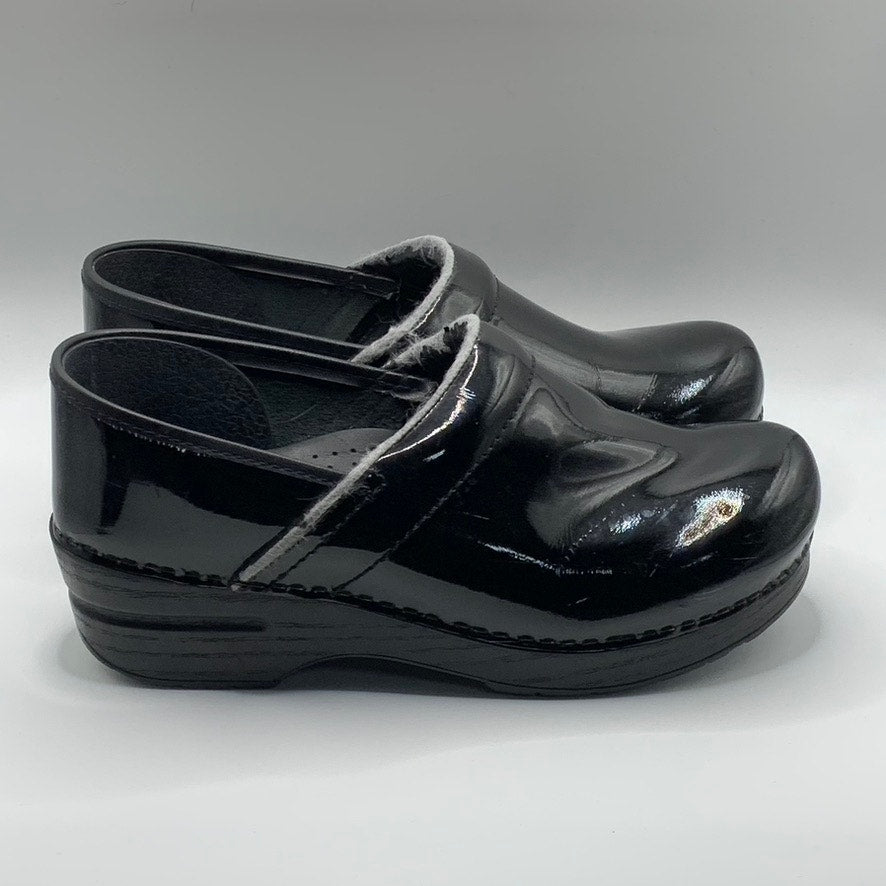 DANSKO Women's Black Patent Leather Anti Fatigue Professional Clog SZ US 7.5-8