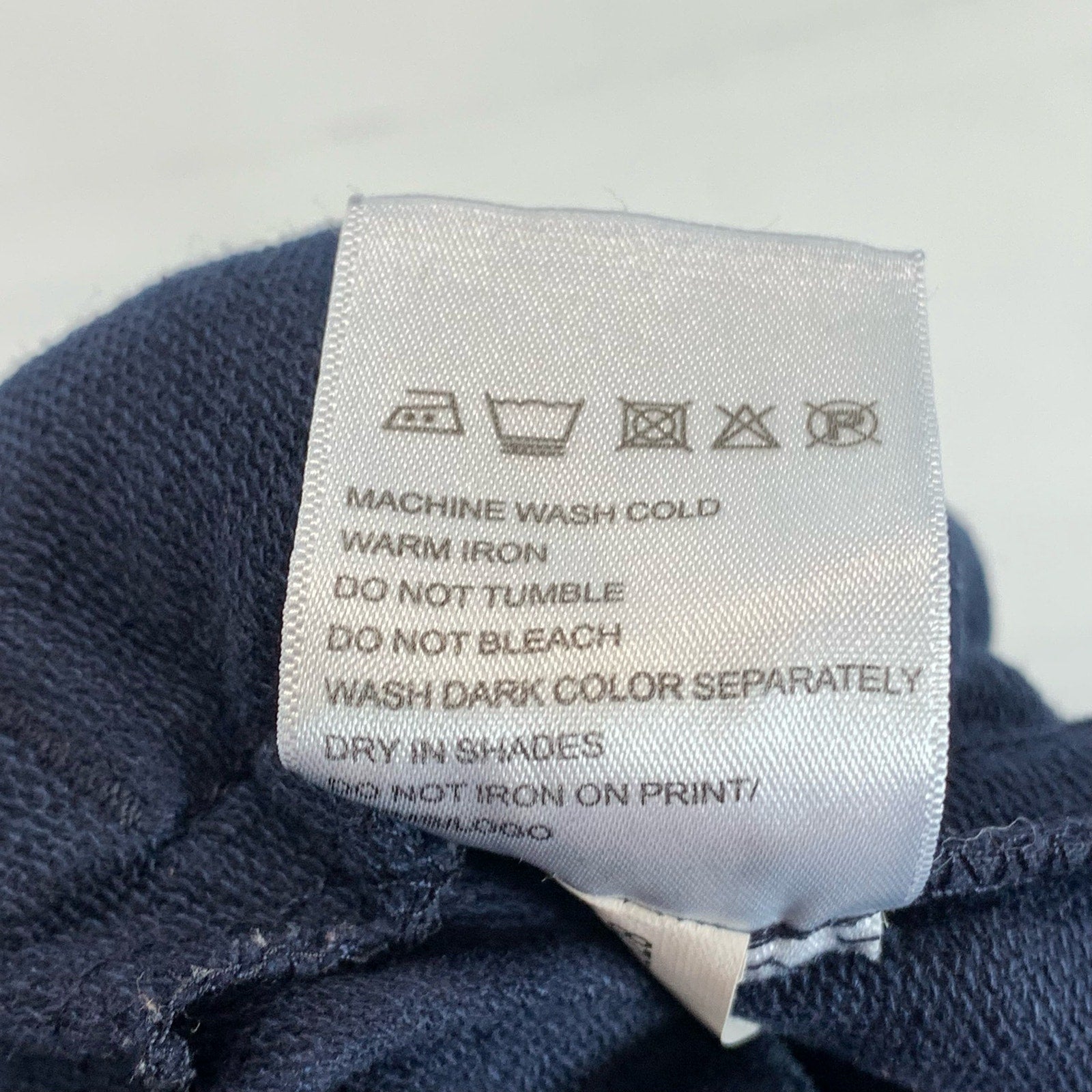 FILA Men's Navy Change The Game Sportwear Drawstring Pull-On Shorts SZ L