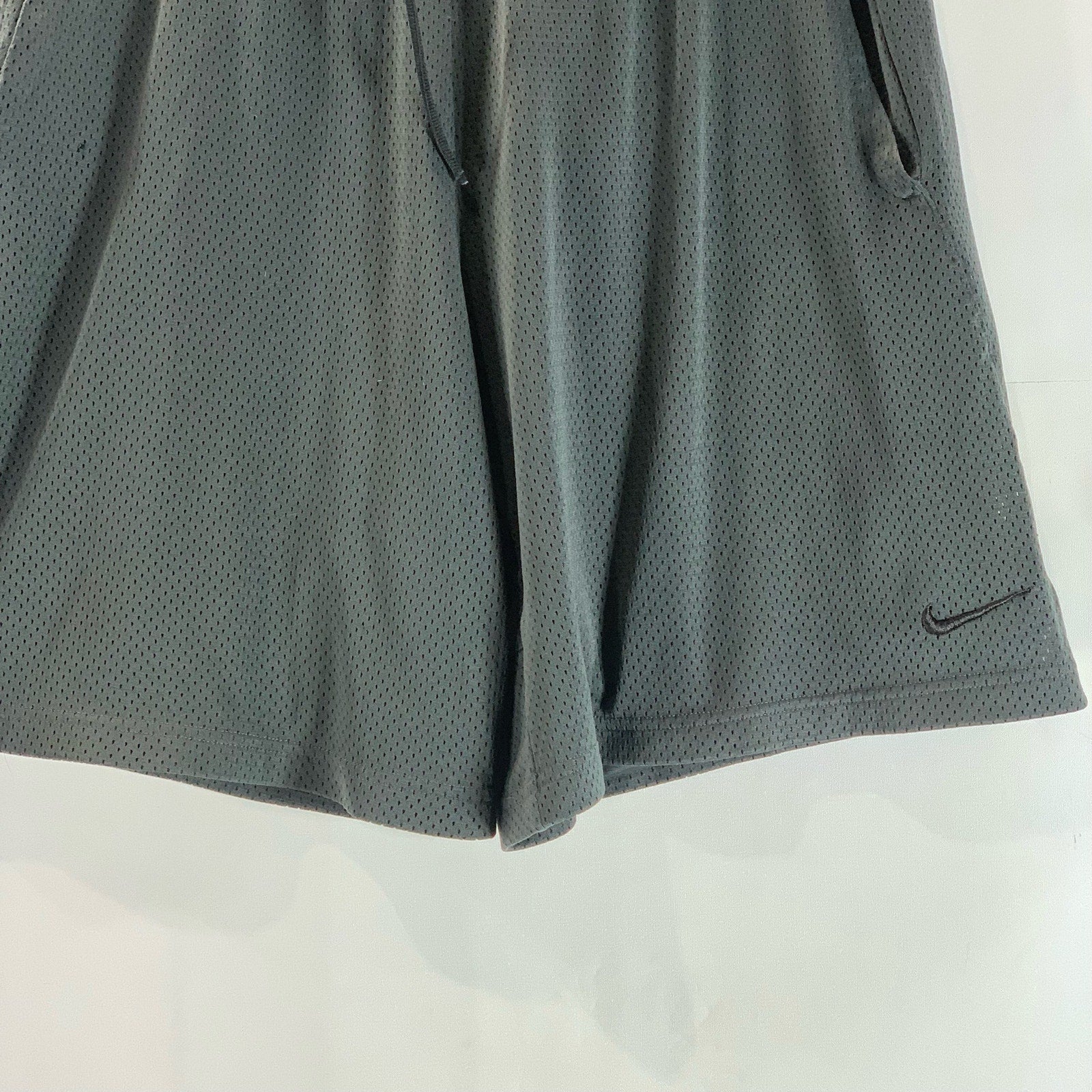 NIKE Men's Black Dri-fit Perforated Pull-On Drawstring Active Shorts SZ XL