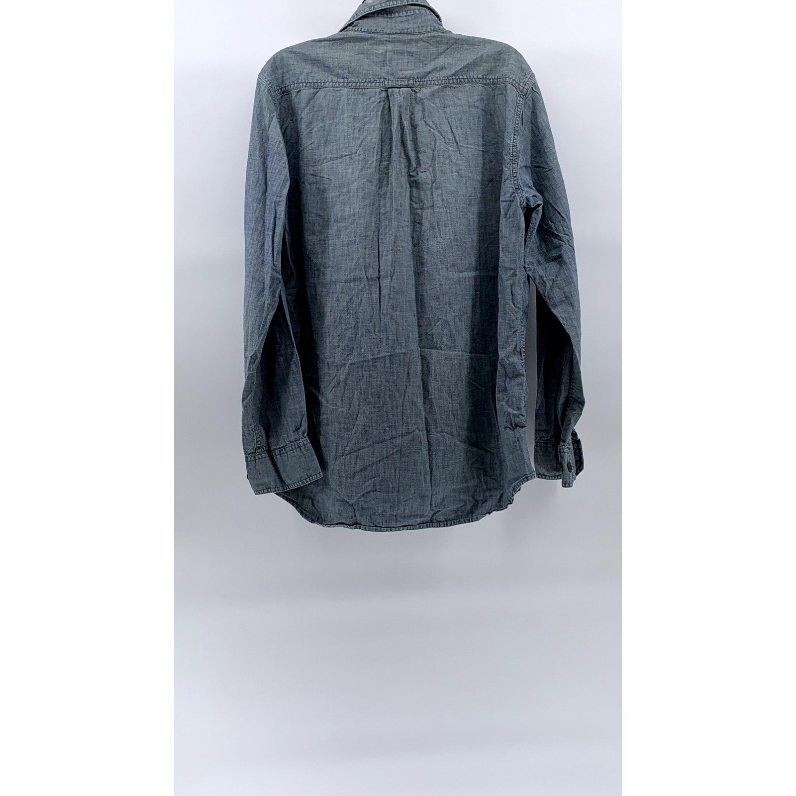 EDDIE BAUER Men's Vintage Blue Tall Chambray Button-Up Long Sleeve Shirt SZ M/T