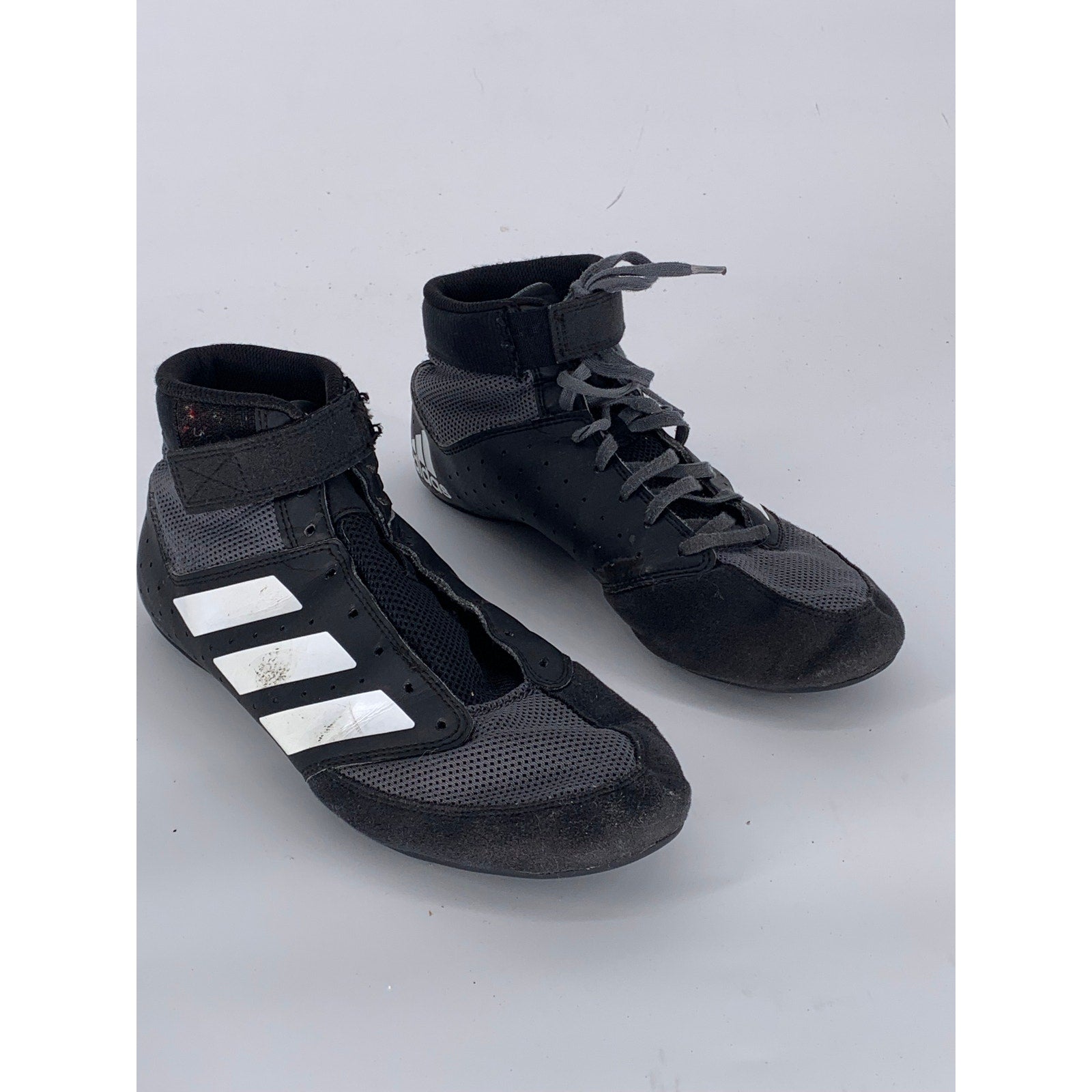 ADIDAS Men's Black Leather Mat Hog 2.0 Wrestling Mid Sneakers SZ 9.5