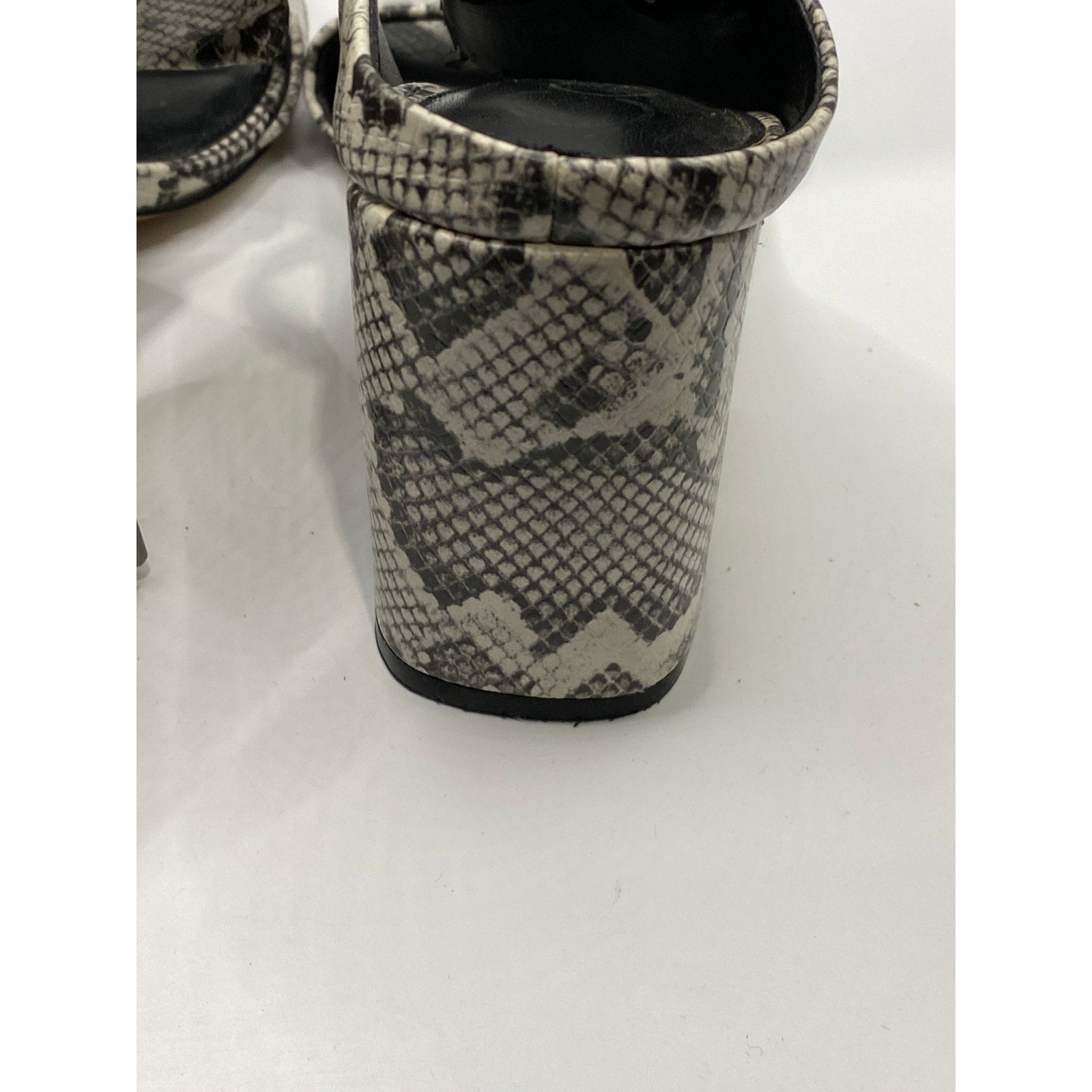 CALVIN KLEIN Women's Black-White Qeelin Snake Square-Toe Heeled Sandals SZ 6.5