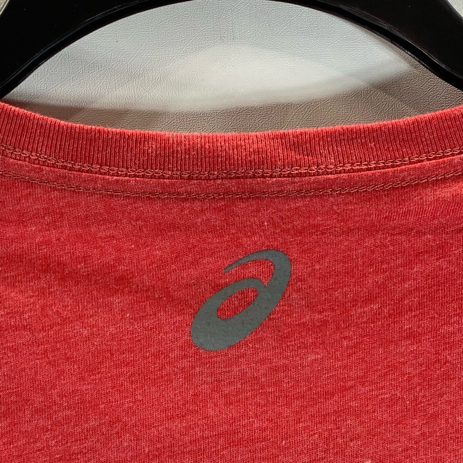 ASICS Men's Red Run Fast Train Hard Logo Crewneck Short Sleeve T-Shirt SZ S