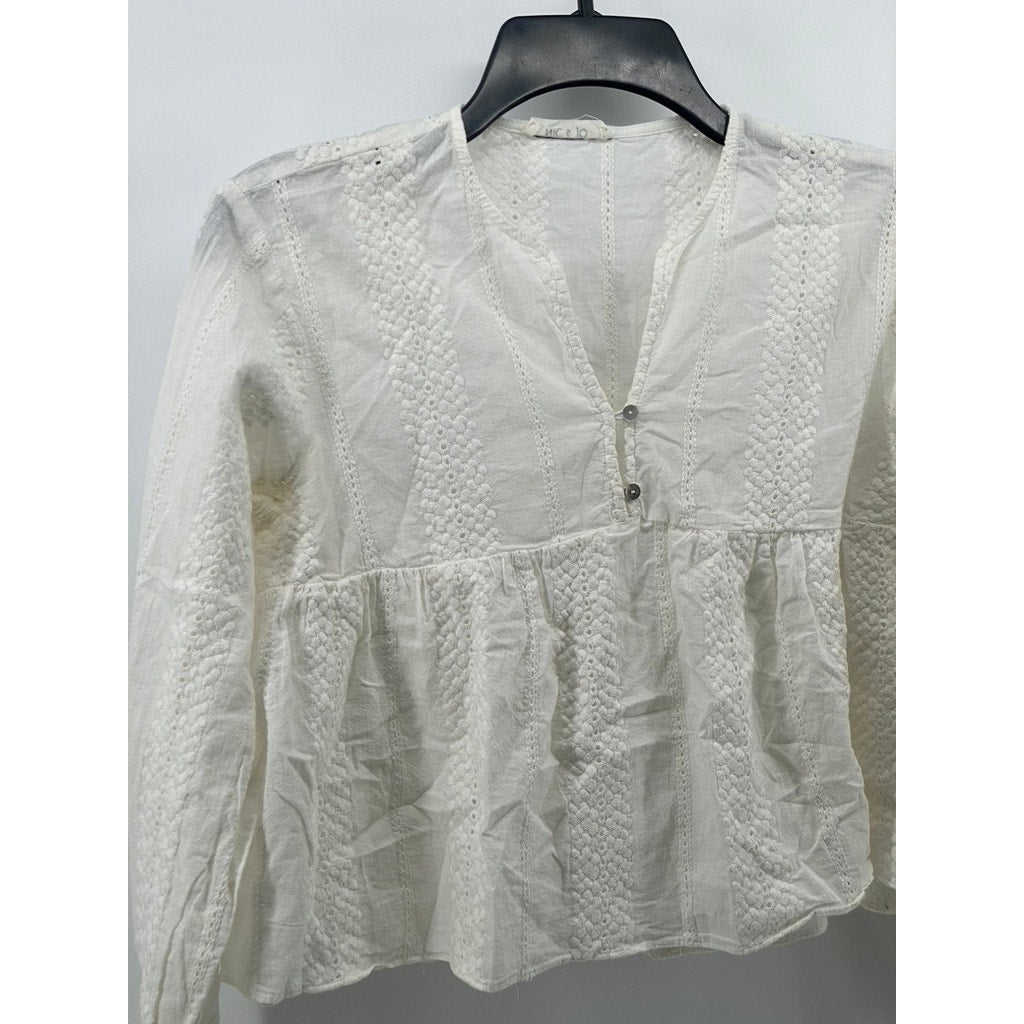 NIC & JO Women's White Embroidered Eyelet V-Neck Long Sleeve Ruffle-Hem Top SZ M