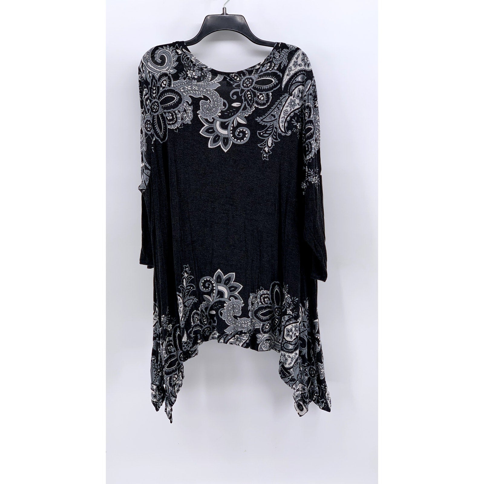 AVENUE Women's Plus Washed Black Paisley Printed 3/4 Sleeve Top SZ 26/28