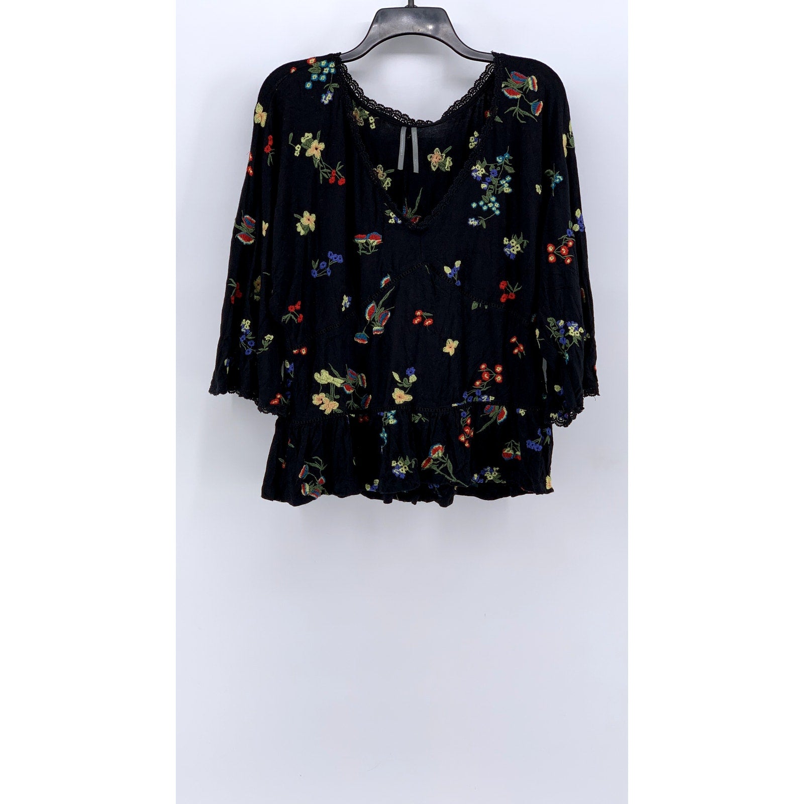 BY ANTHROPOLOGIE Women's Black Floral Lace Trim 3/4 Sleeve Top SZ L