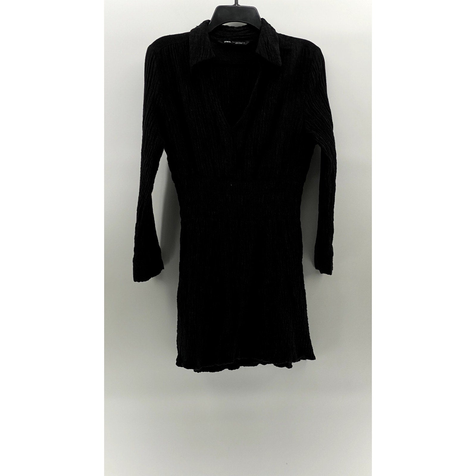 ZARA Women's Black Textured Smocked-Waist Long Sleeve V-Neck A-Line Dress SZ M