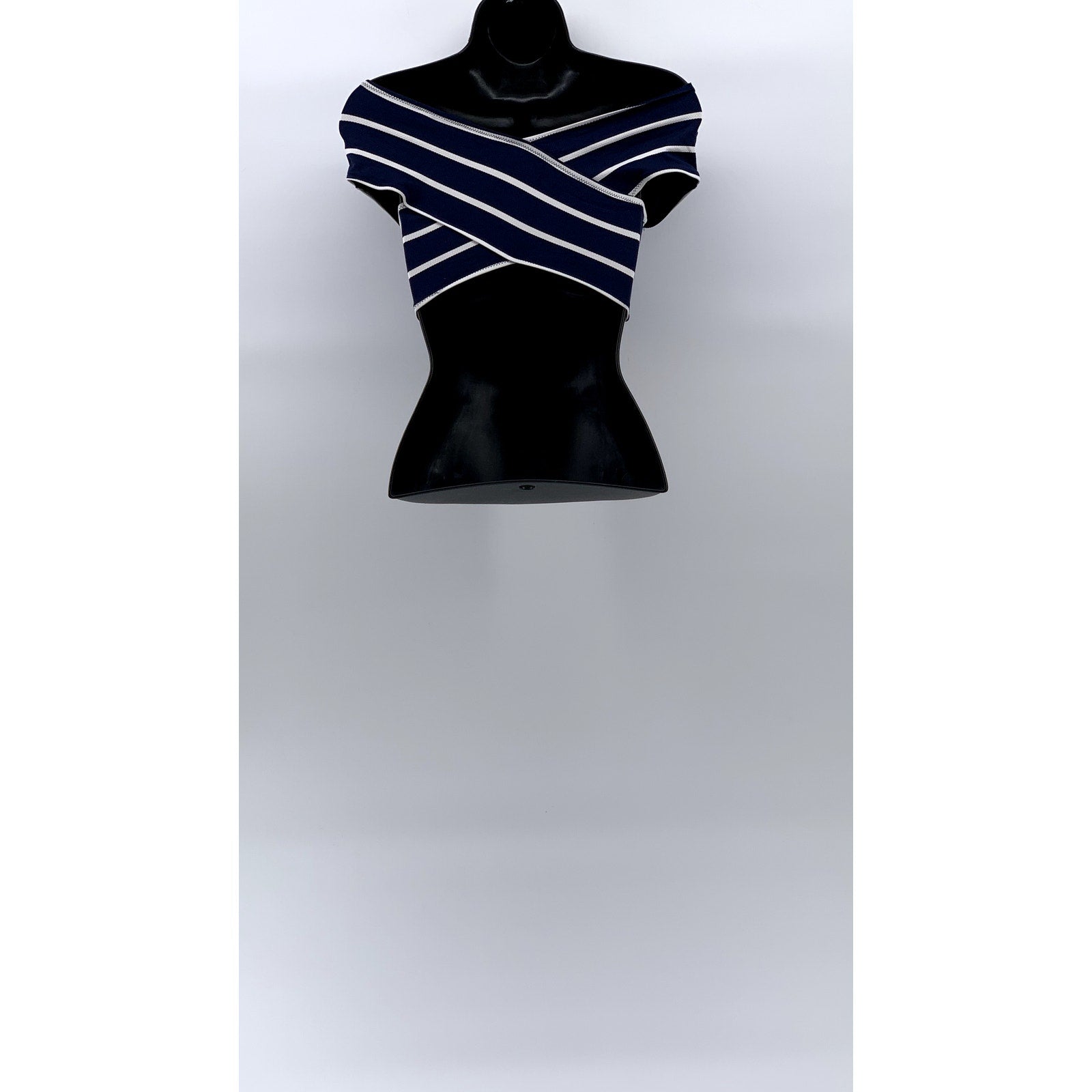 UNBRANDED Women's Navy Blue-White Striped Stretch Off-The-Shoulder Crop Top SZ S
