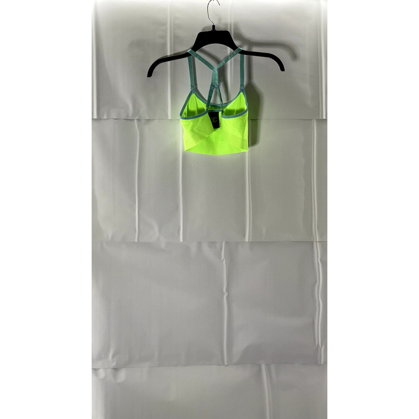 CHAMPION Women's Neon Green Racerback Scoop-Neck Adjustable Strap Sport Bra SZ M