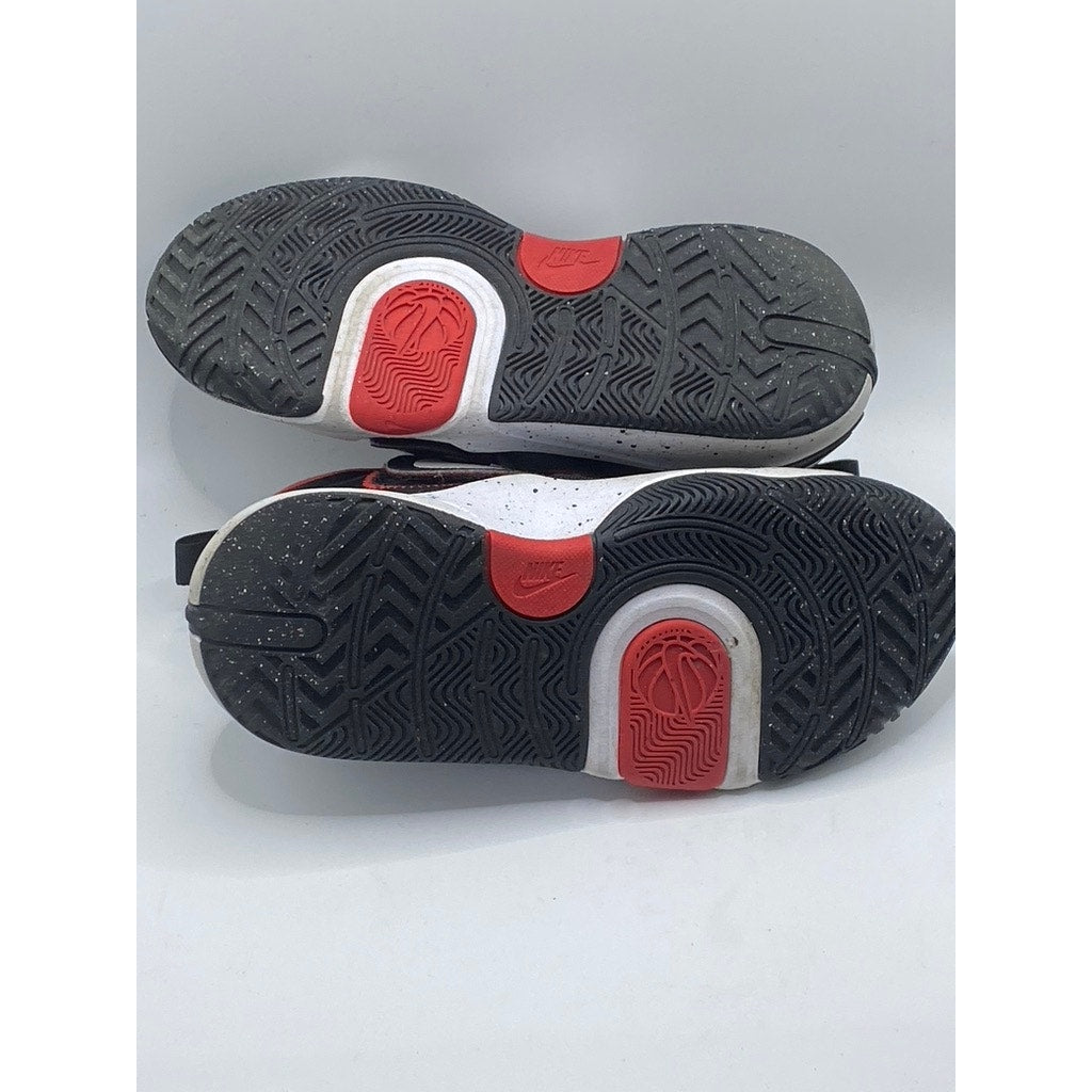 NIKE Kid's Black-Red Grade School Team Hustle Lace-Up D11 Sneakers SZ 4Y