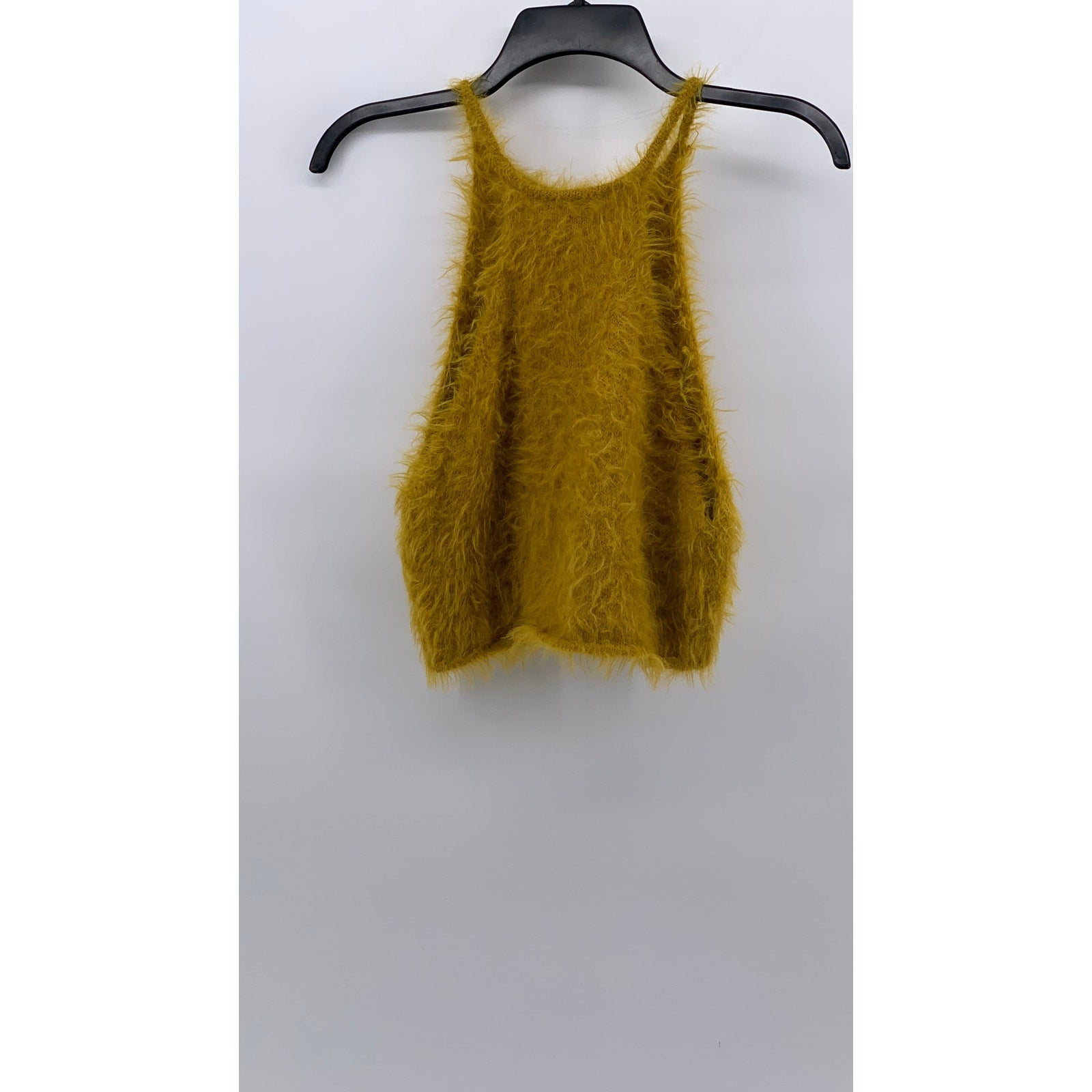 KIMCHI BLUE Women’s Yellow Fuzzy Halter Spaghetti Strap Crop Top SZ S