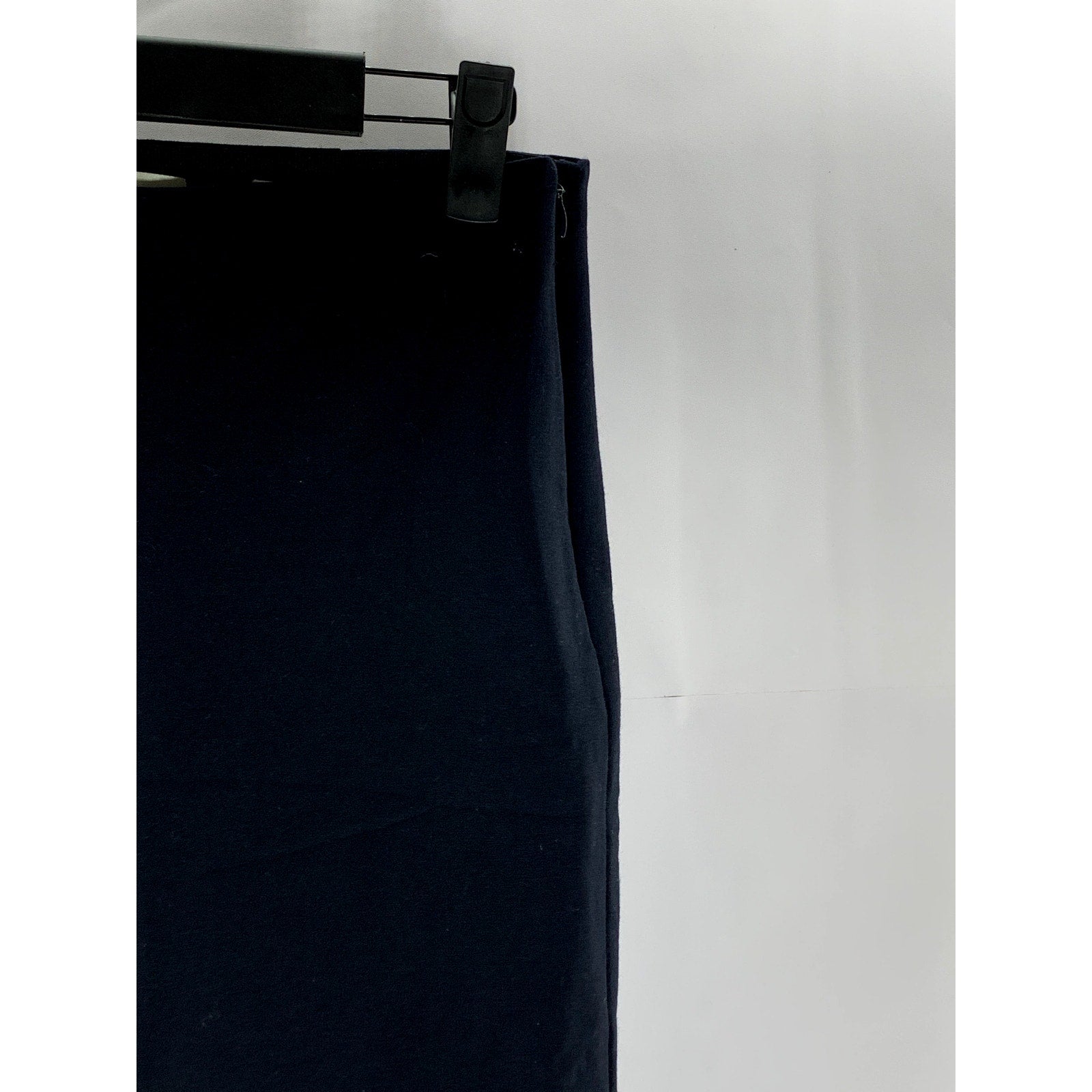 VINCE. Women's Black Solid Side-Zip Cropped Flare Pant SZ M