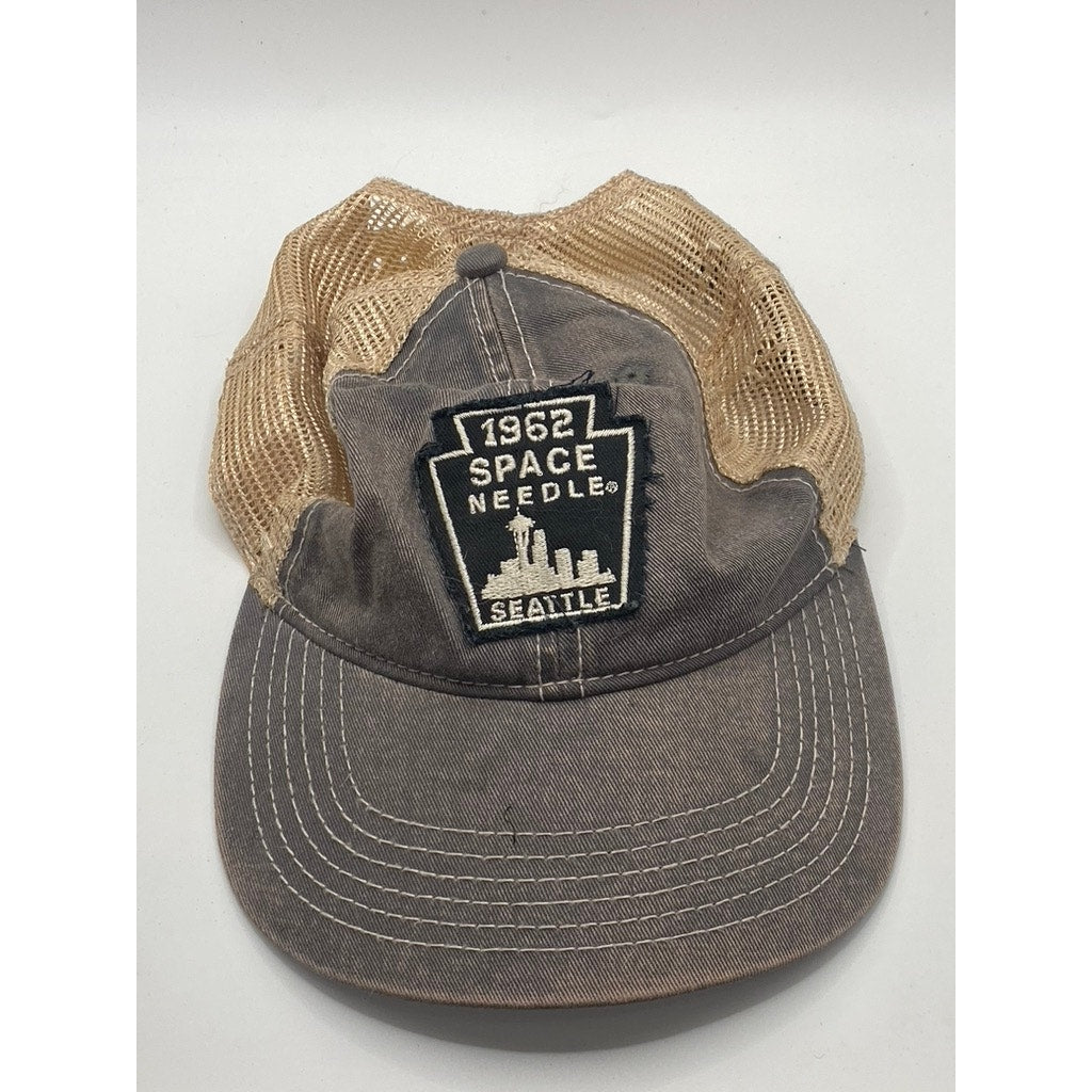 AHEAD HEADGEAR Men’s Tan-Gray Mesh Seattle Space Needle SnapBack SZ OS