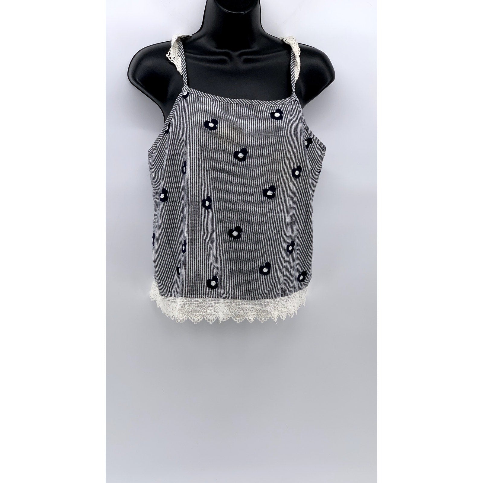 ALICE BLUE Women's Gray-White Striped Embroidered Floral Lace-Trim Top SZ L