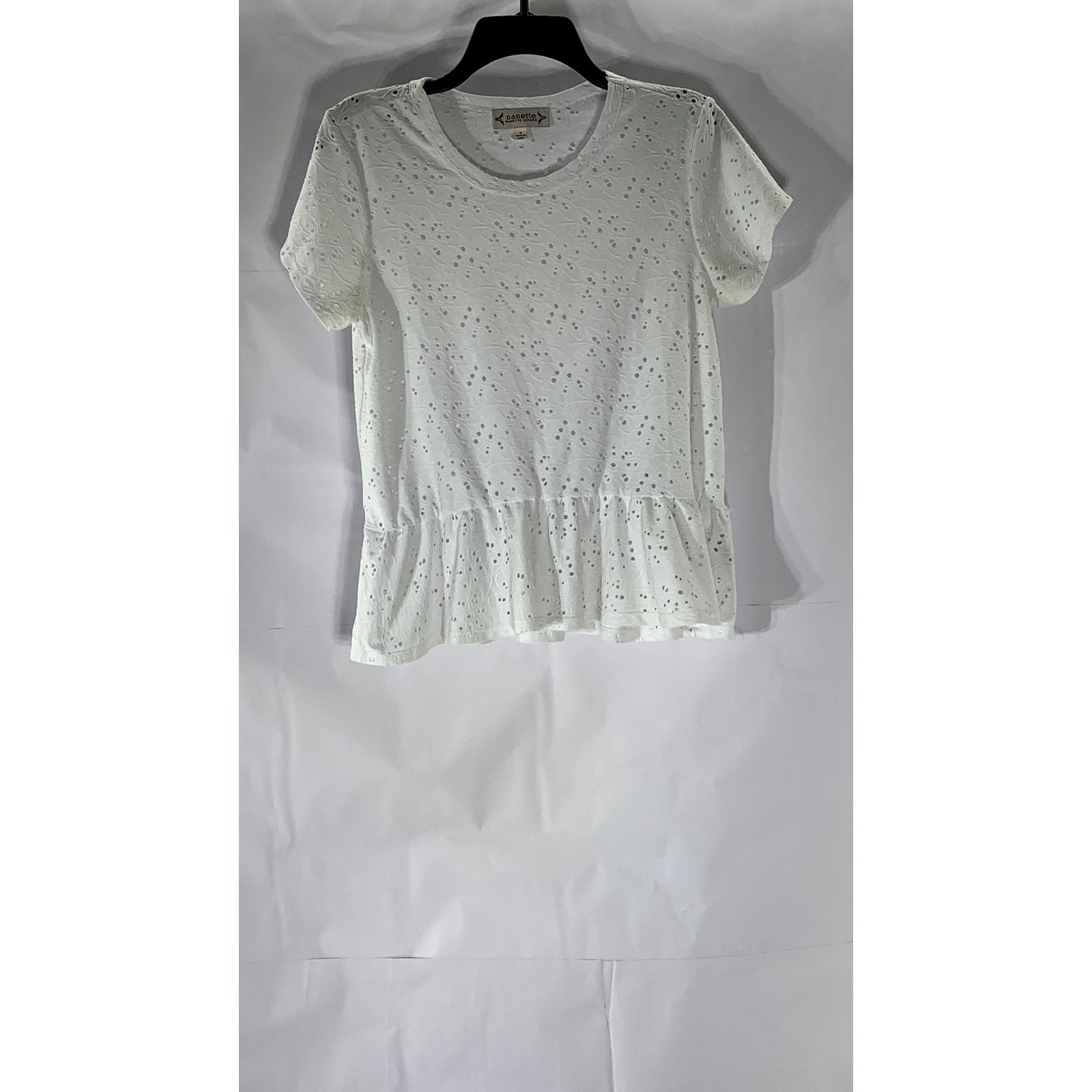 NANETTE LEPORE Women’s White Eyelet Short Sleeve Crewneck Peplum Top SZ S