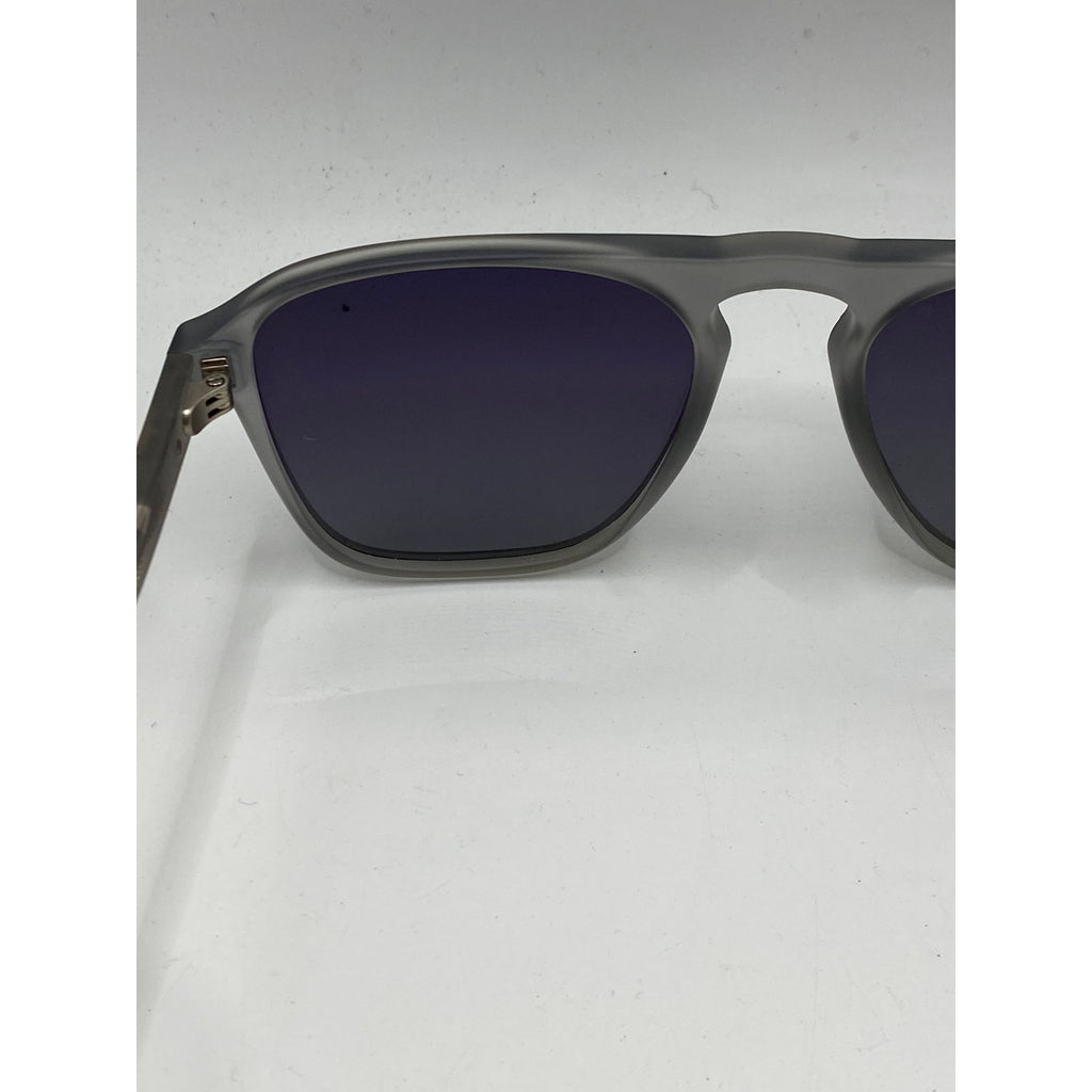 WMP Men's Gray Polarized Aviator One-Bridge Modern Square Lens Sunglasses