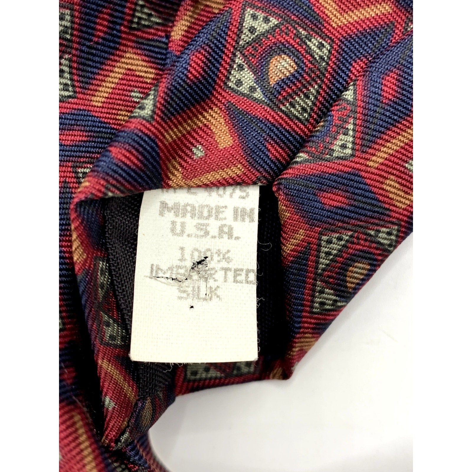 RESILIO Men's Vintage Burgundy Geo Printed Tie