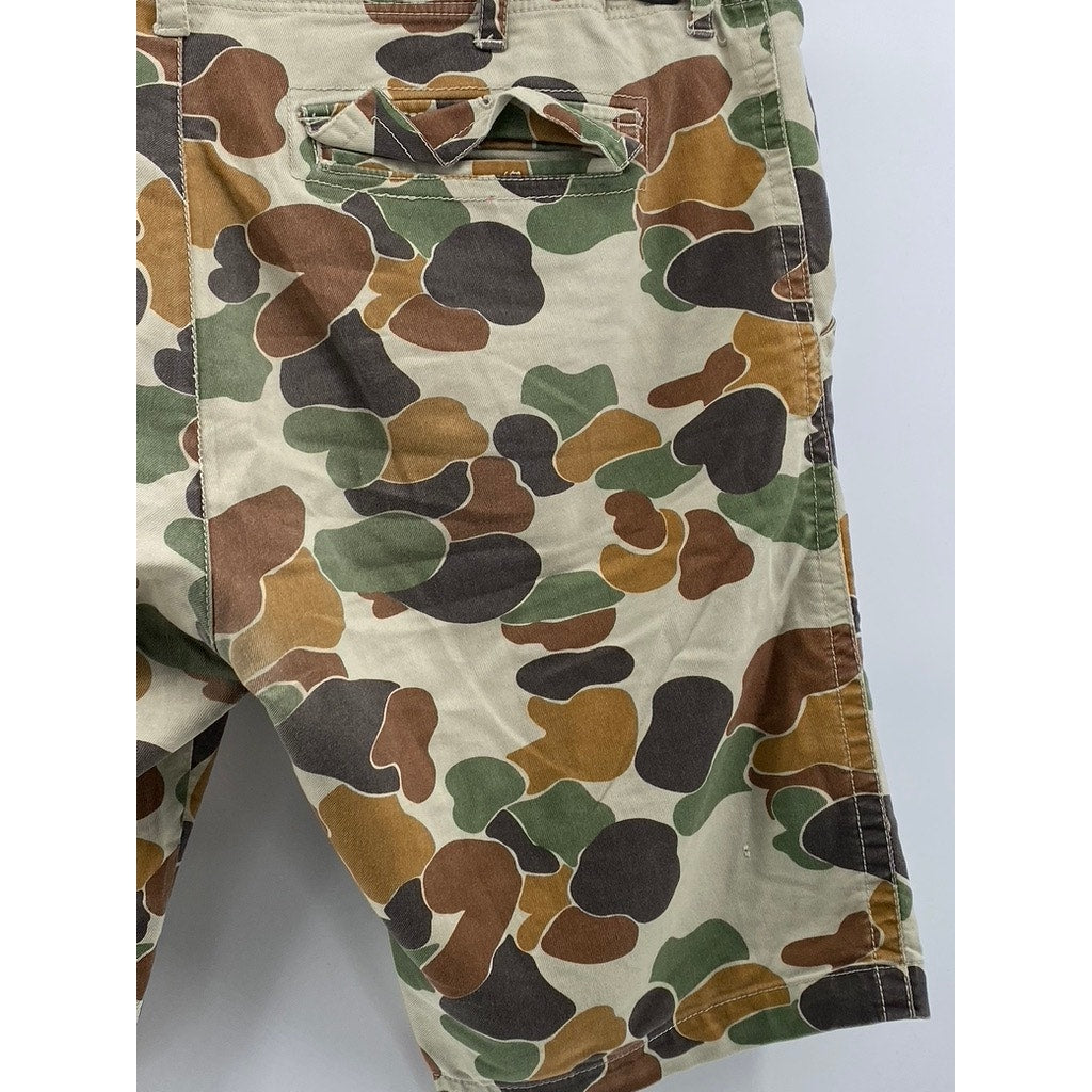 INDIGO PEOPLE Men's Beige-Multi Camo Print Regular-Fit Shorts SZ 38