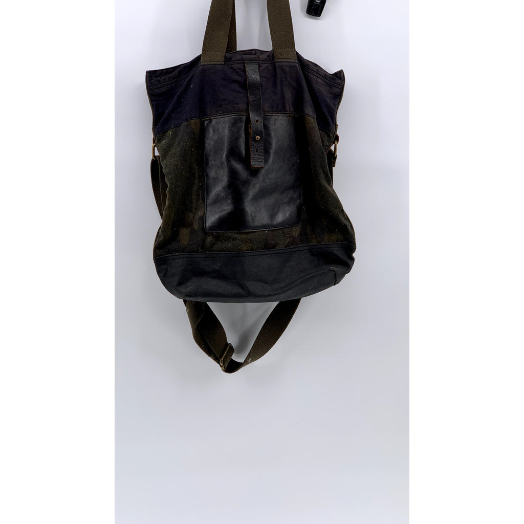 GAP Black-Green Mixed Media Camo Print Tote Bag