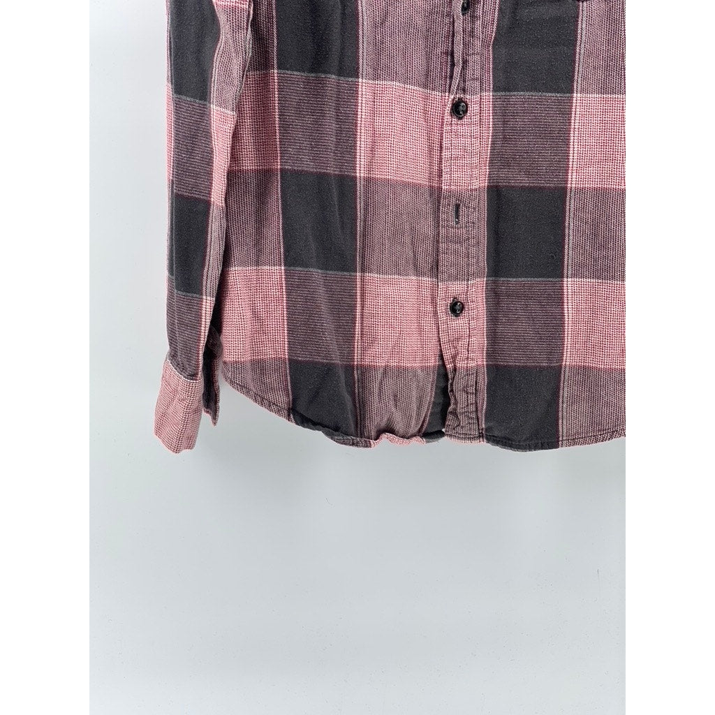 TWENTYONE Men's Red-Black Checkered Print Classic-Fit Button-Up Shirt SZ S