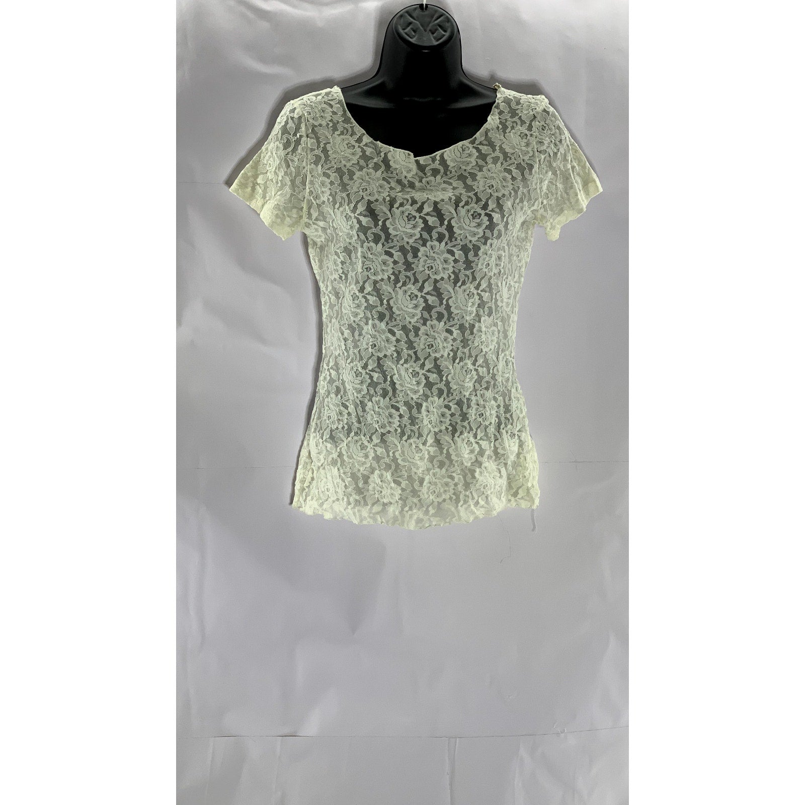UNBRANDED Women's Cream Lace Floral Scoop-Neck Short Sleeve Top SZ S