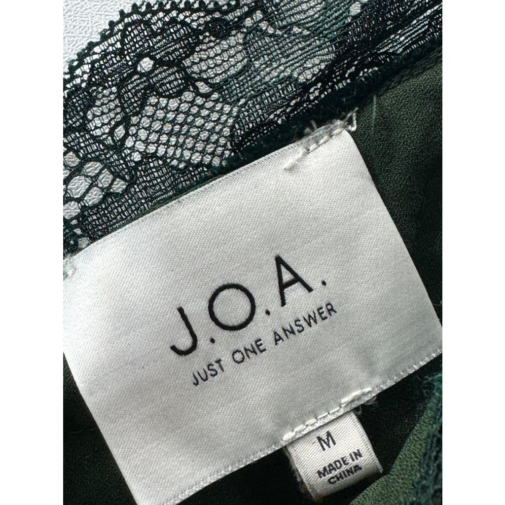 J.O.A Women's Green Lace-Trim V-Neck Crushed Velvet Spaghetti Strap Cami Top SZM