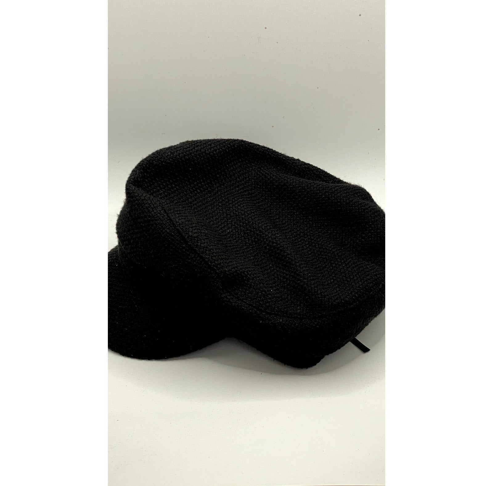 ZARA Women’s Black Textured Army Cap SZ M