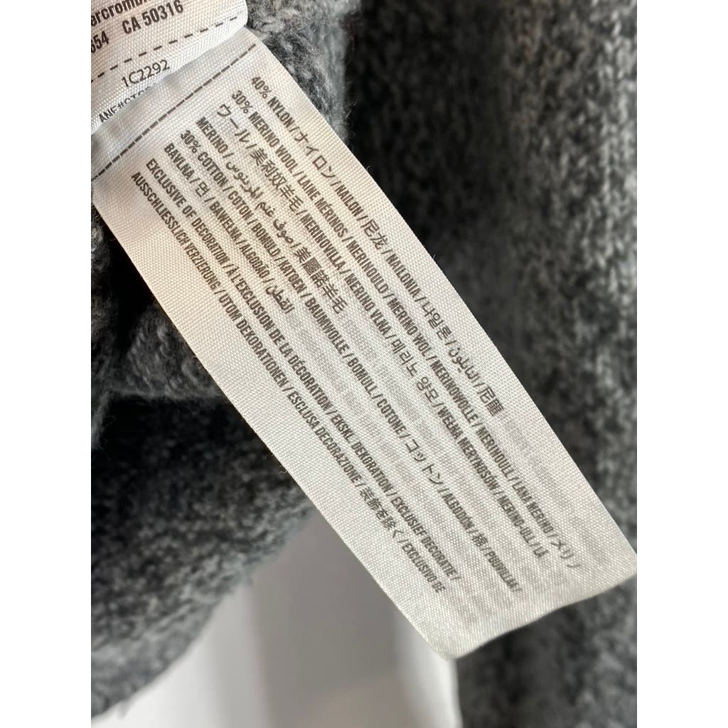 ABERCROMBIE & FITCH Men's Gray Heather Snowflake Print Crewneck Sweater SZ M