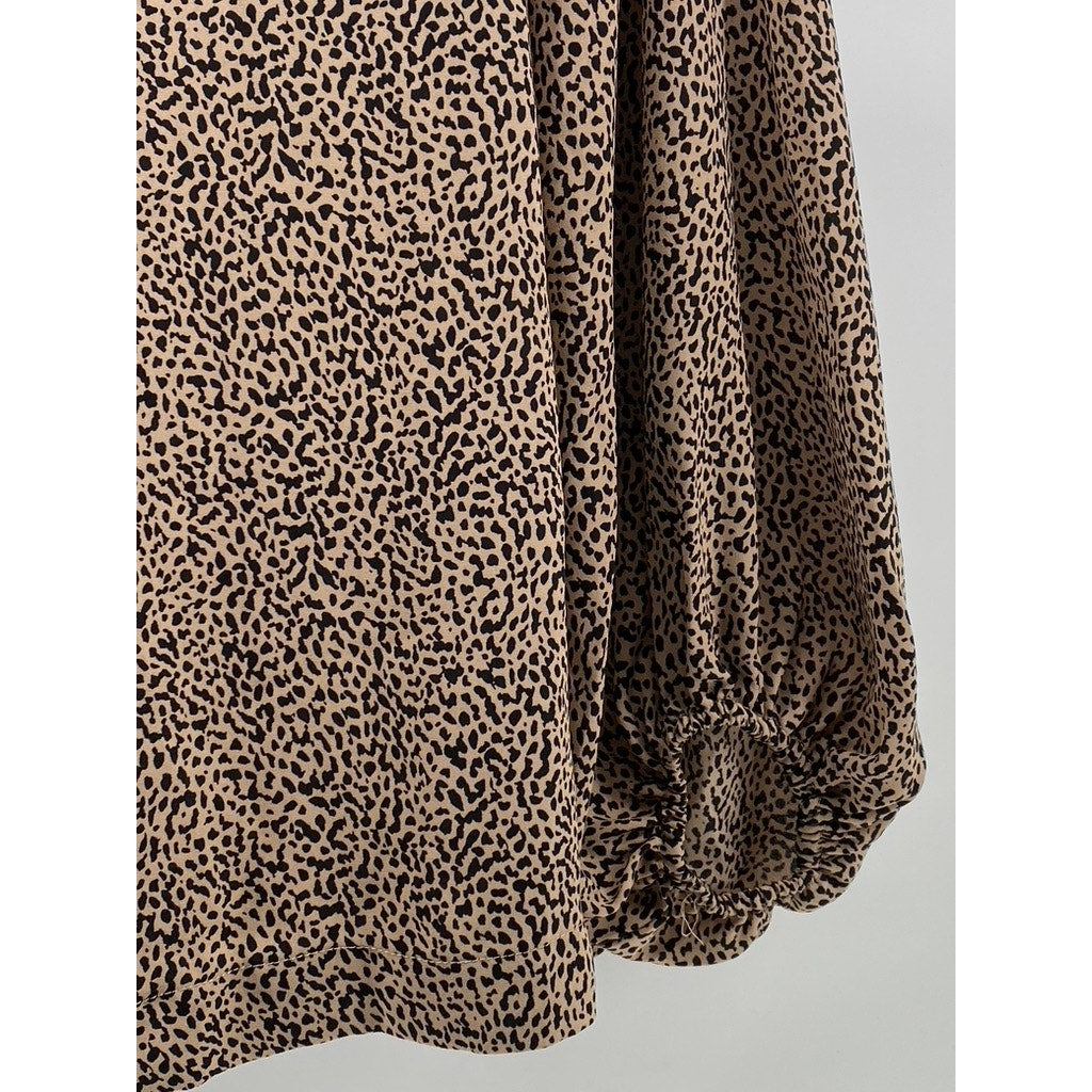 LOFT Women's Brown Animal Print Crewneck Long Sleeve Back Keyhole Top SZ M