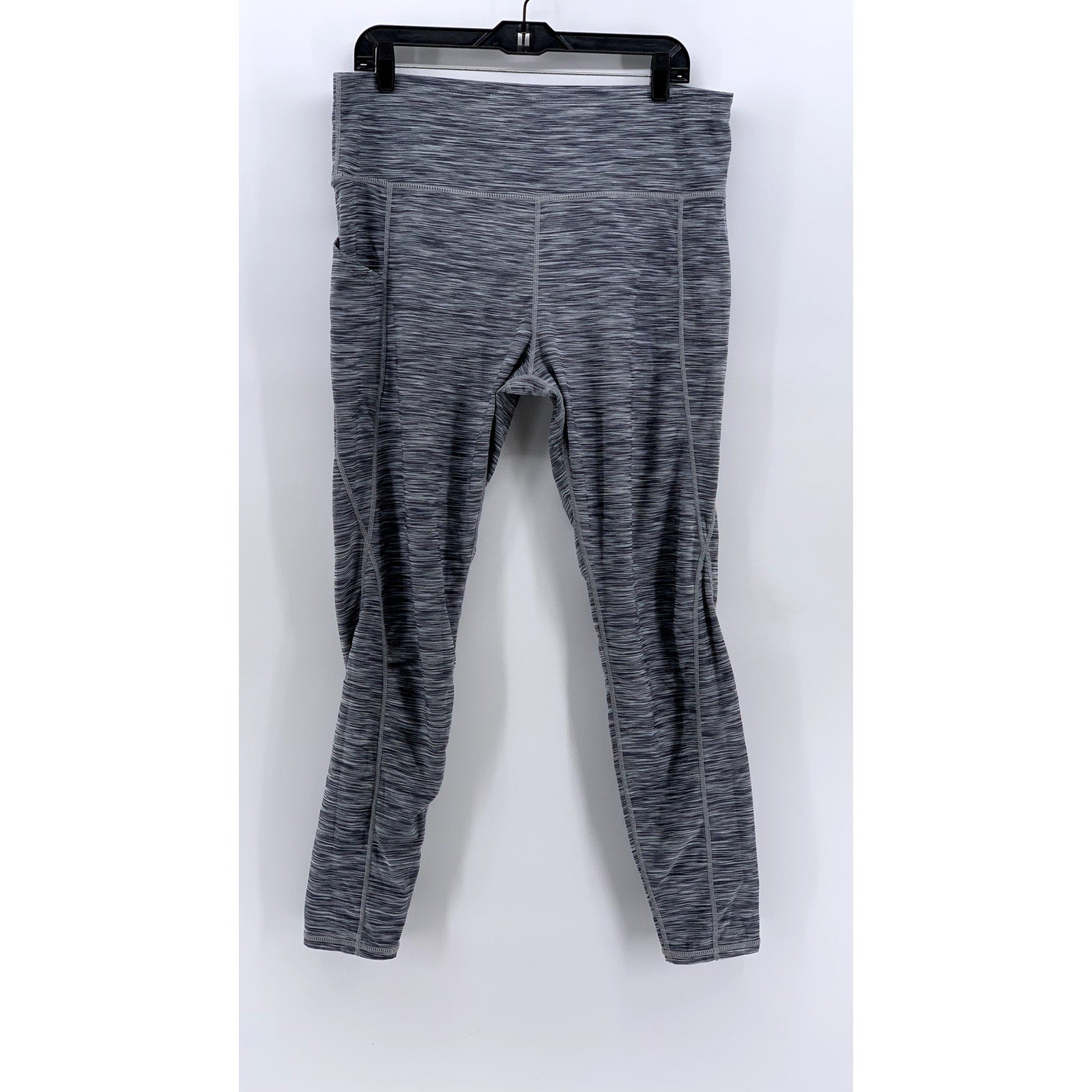 UNBRANDED Women's Gray Printed Cropped Leggings SZ 2XL
