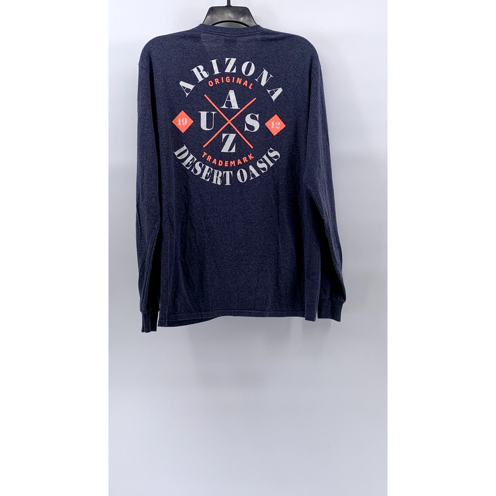 DELTA Men's Dark Blue Arizona Desert Oasis Graphic Long Sleeve T-Shirt SZ M