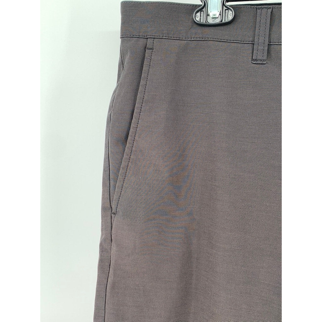 PGA TOUR Men's Black Golf Relaxed Fit Stretch Shorts SZ 38