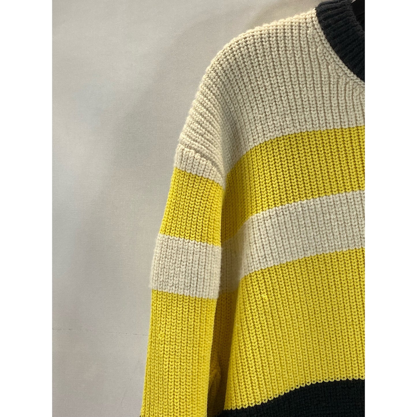 J. LINDEBERG Men's Yellow/Black Striped Knit Hendrick Wool-Coolmax Sweater SZ M