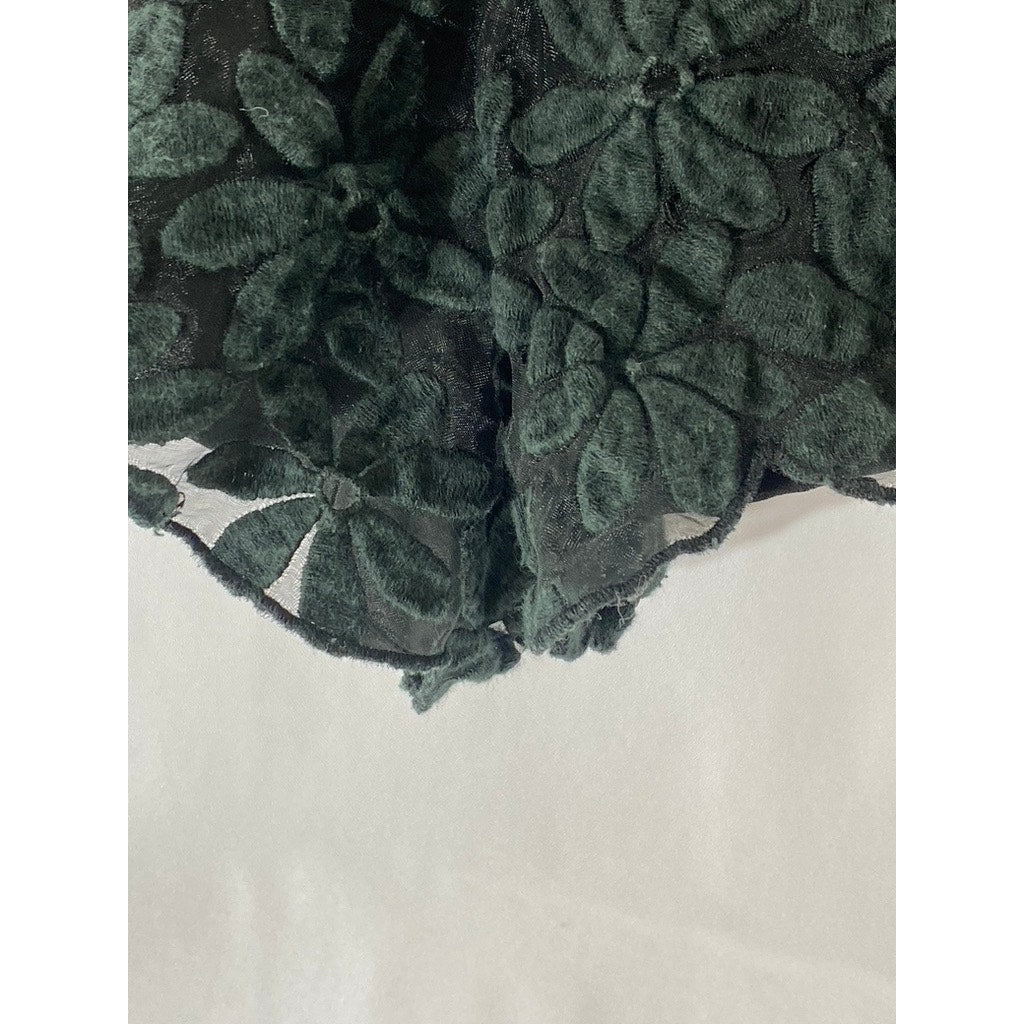 PINKYOTTO Women's Black Floral Crochet Lace Shorts SZ XS