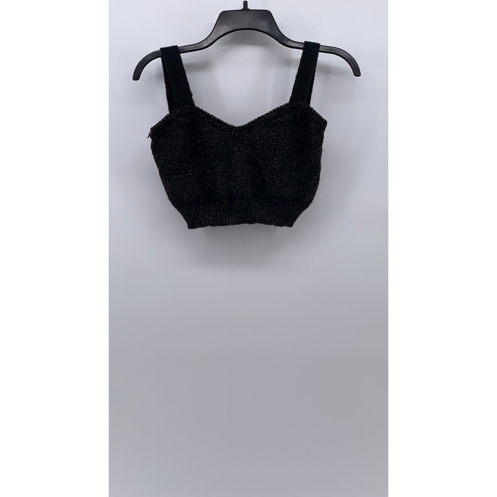 UNBRANDED Women's Black Silver Metallic V-Neck Knit Cropped Tank Top SZ M