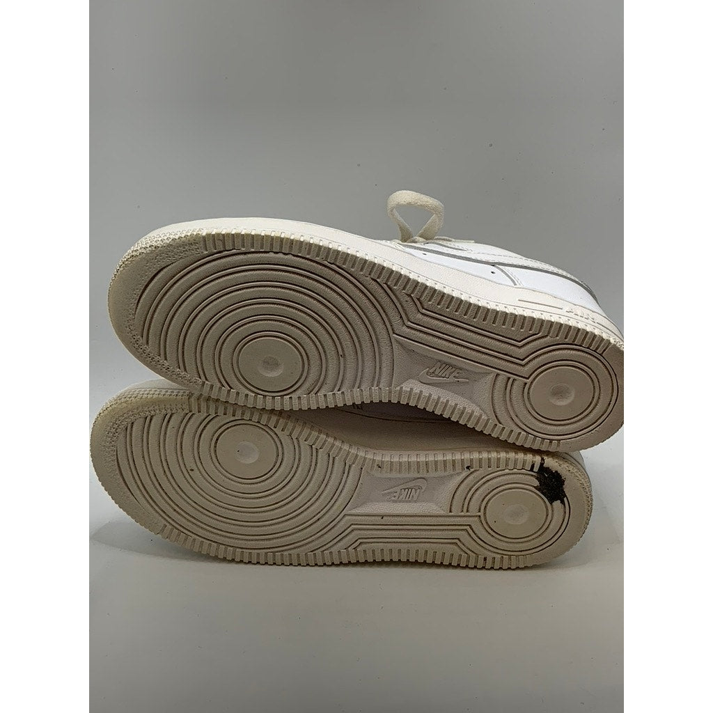 NIKE Men's White Air Force 1's Low Top Sneakers SZ 7