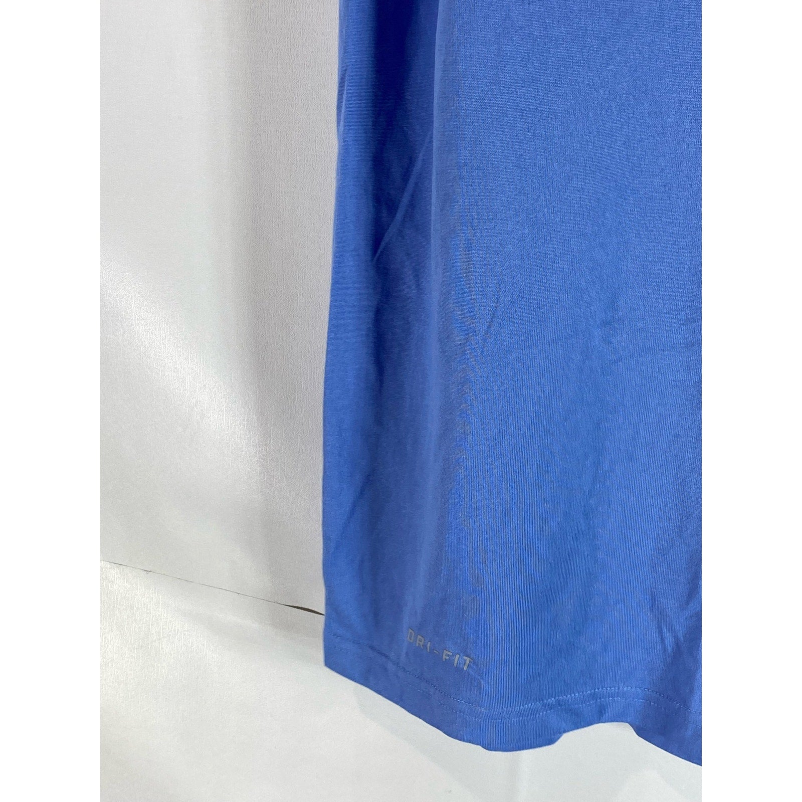 NIKE Men's Blue Crewneck Dri-Fit Athletic-Cut The Nike Active T-Shirt SZ L