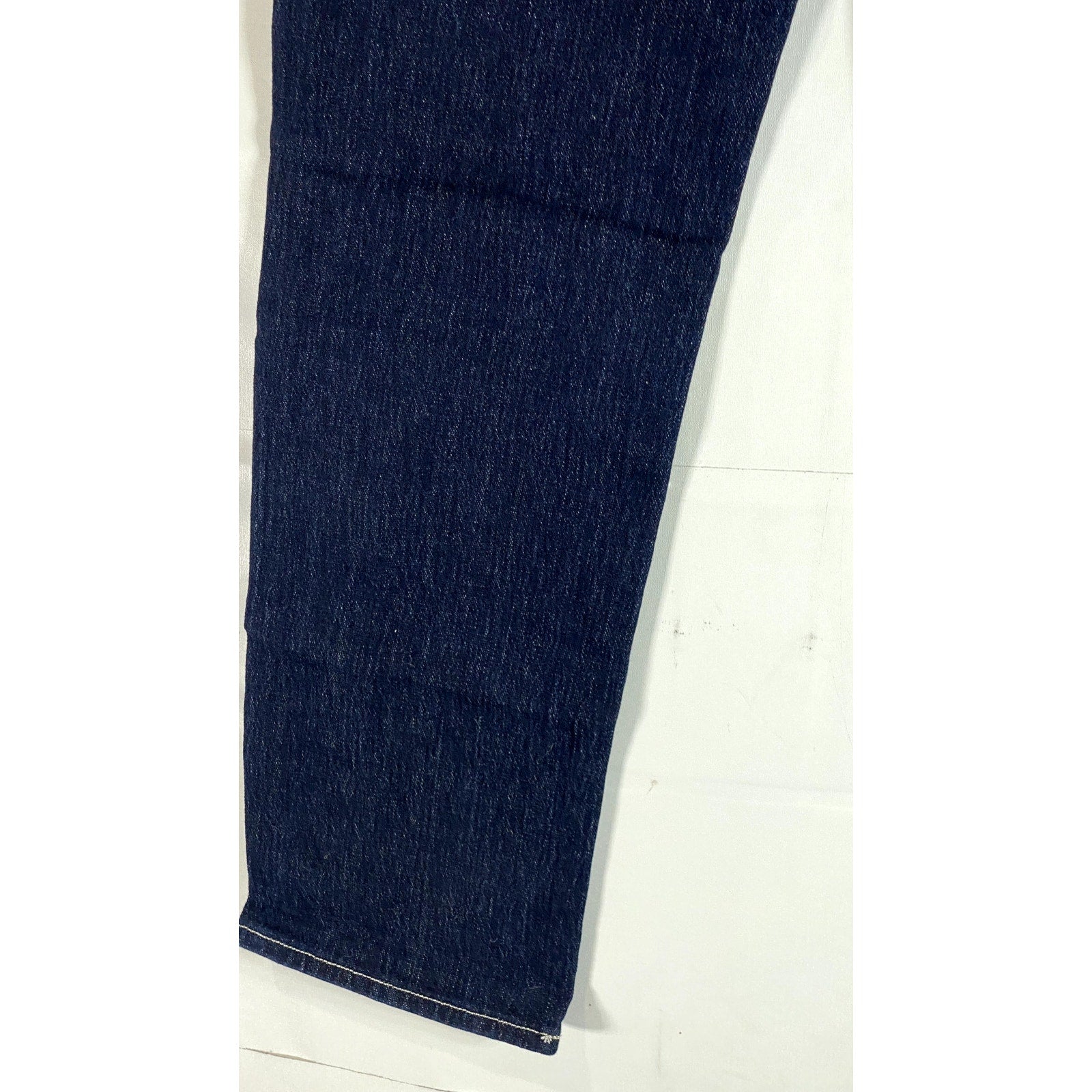 TRUE RELIGION Women's Blue Denim Ricki Relaxed Straight Big T Jean SZ 26