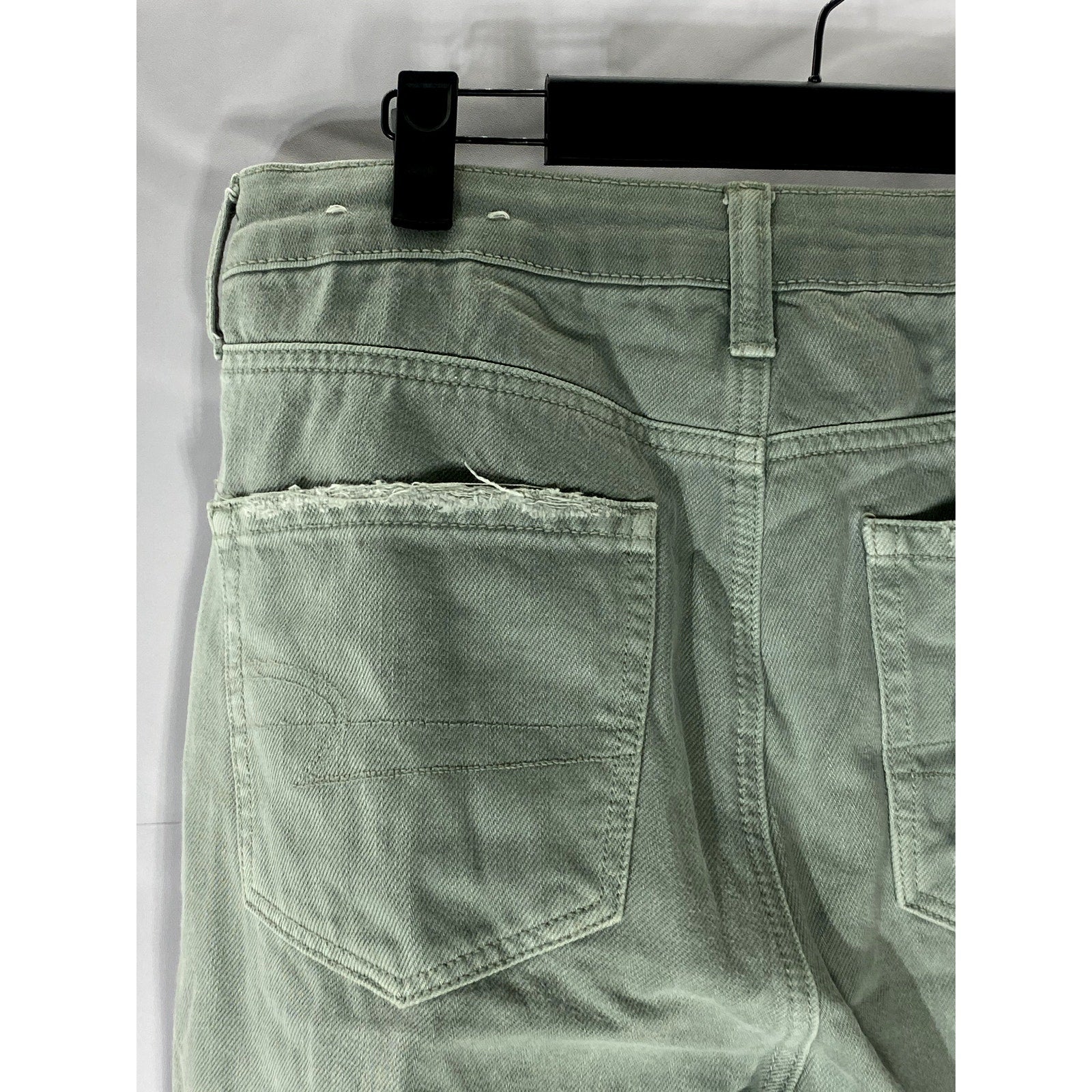 AMERICAN EAGLE Women's Green Distressed Regular-Fit Straight-Leg Denim Jean SZ 8