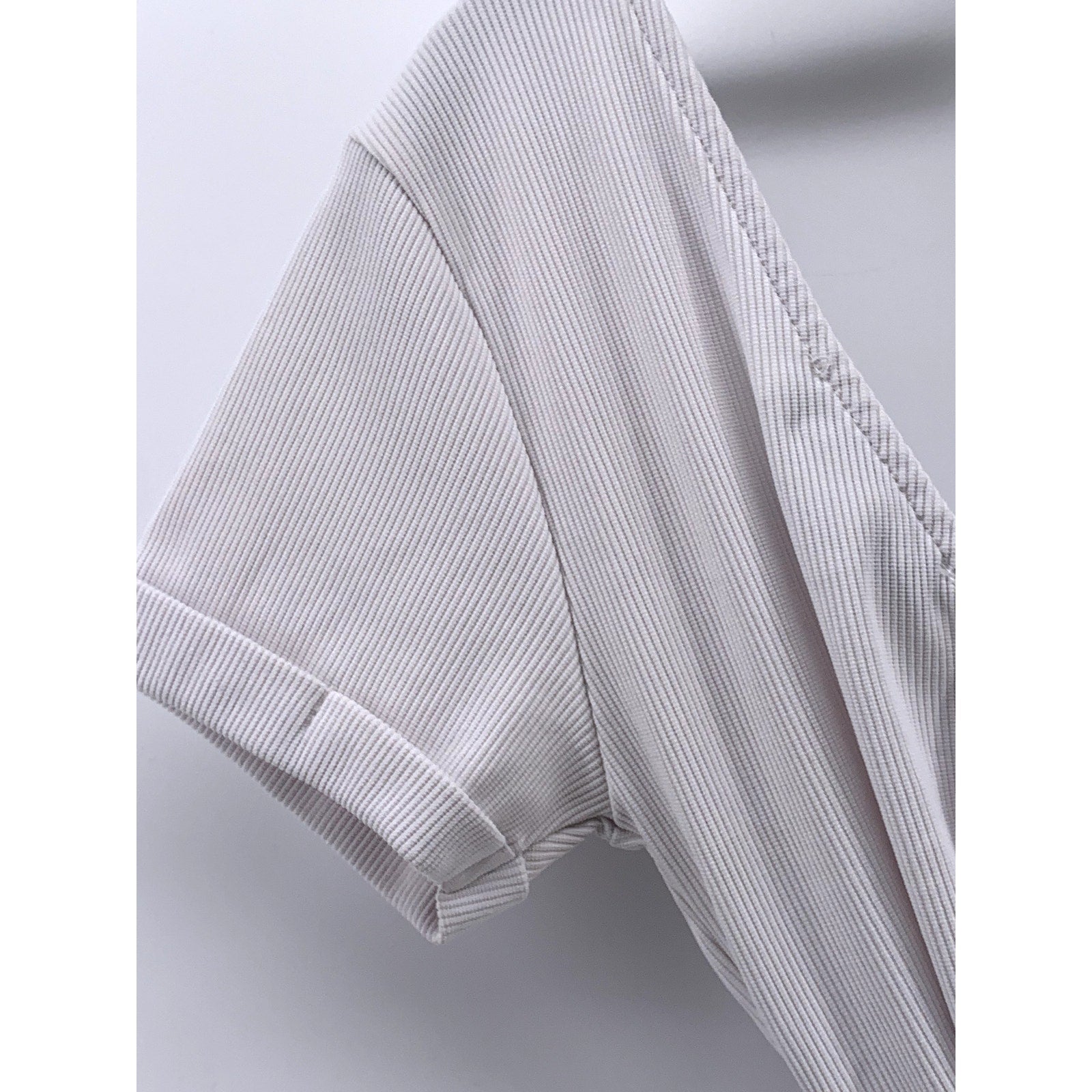 REVAMPED Women's White Ribbed V-Neck Short Sleeve Cropped Wrap Top SZ S
