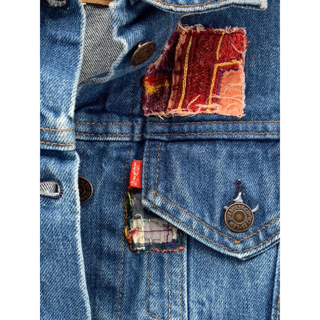 LEVI'S Women's Denim Blue Patchwork Button-Up Long Sleeve Trucker Jacket SZ S