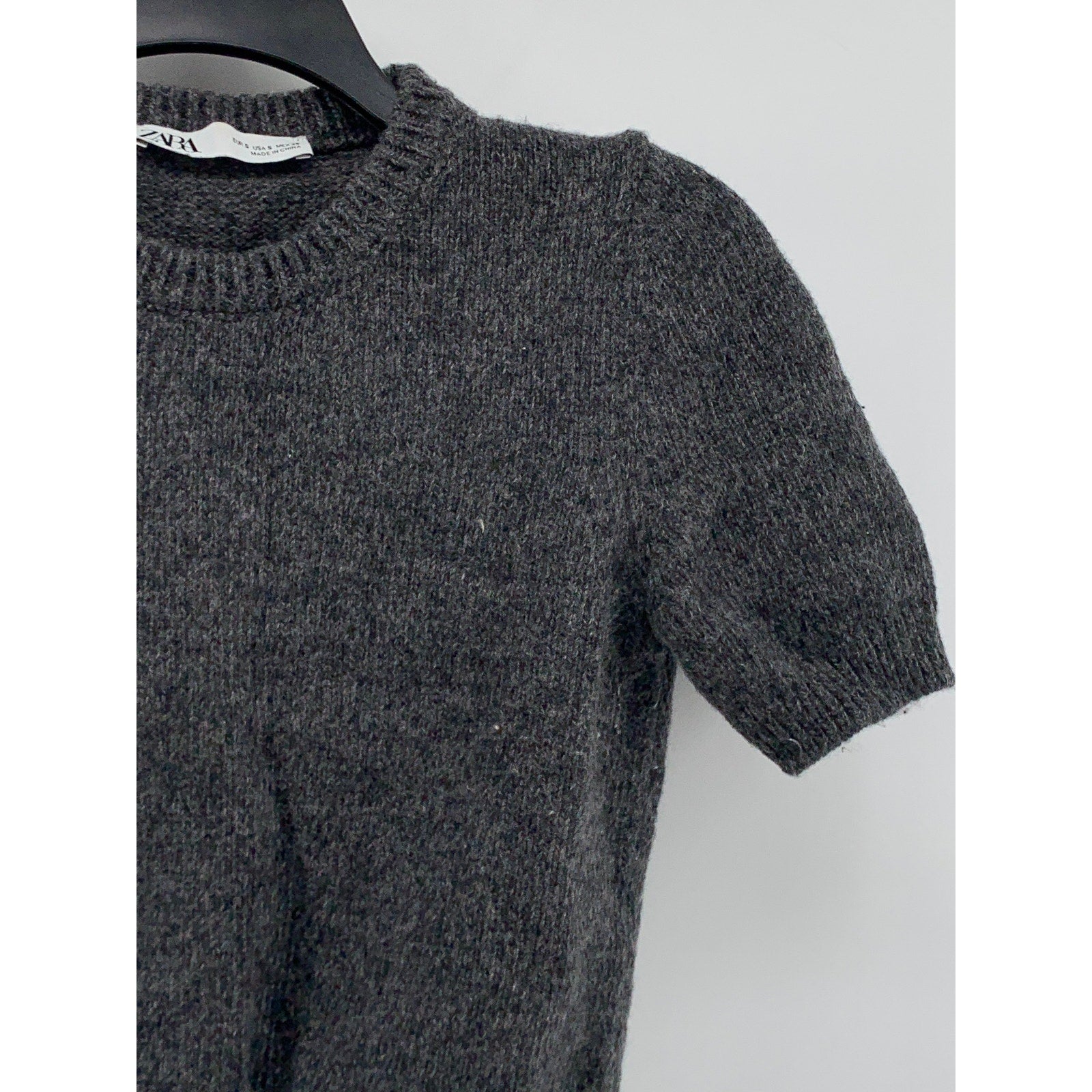 ZARA Women's Heather Gray Knit Crewneck Short Sleeve Cropped Sweater Top SZ S