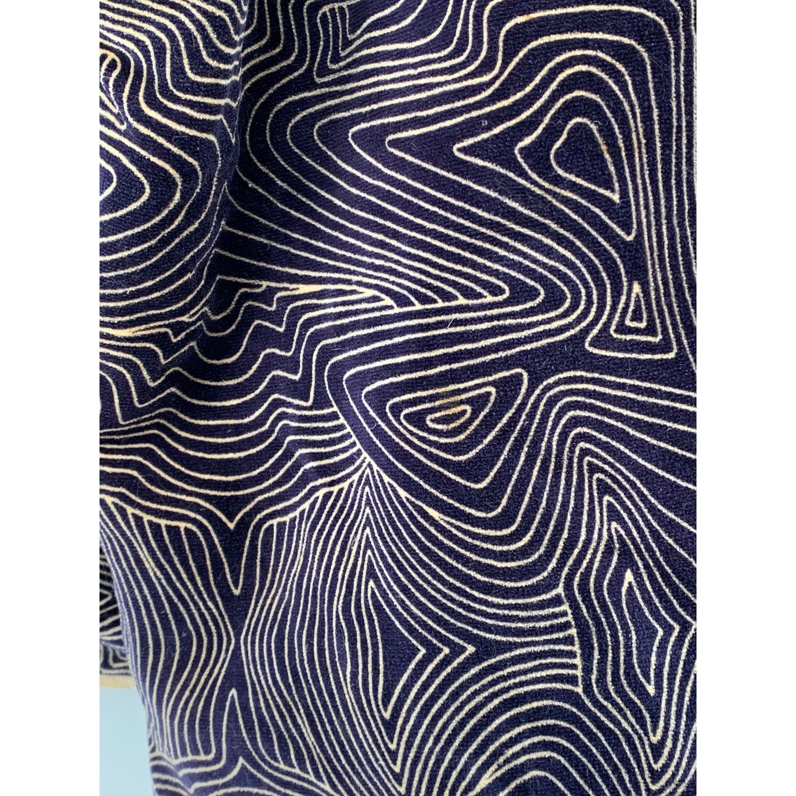 UNBRANDED Dark Blue-Beige Swirl Print Heavyweight Vintage 1918 Blanket