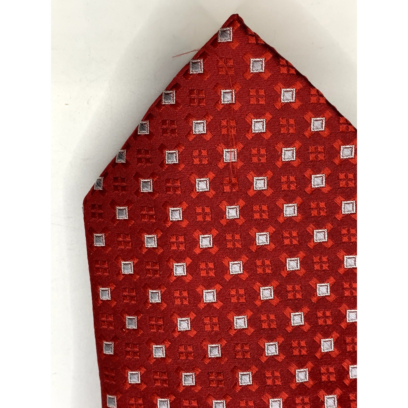 SEAN JOHN Men's Vintage 90's Red Geometric Square Silk Tie OS
