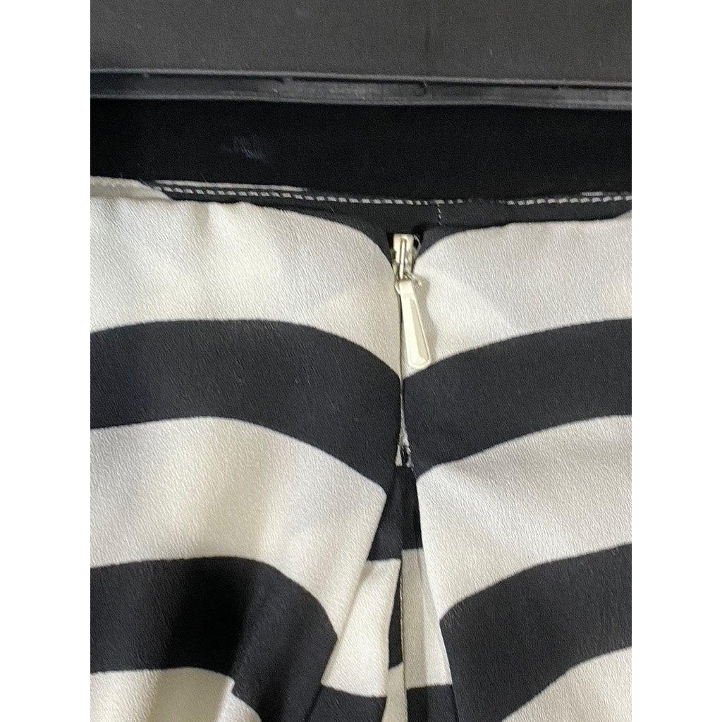 BANANA REPUBLIC Women's Petite White/Black Striped Pleated Mini Skirt SZ 0/P