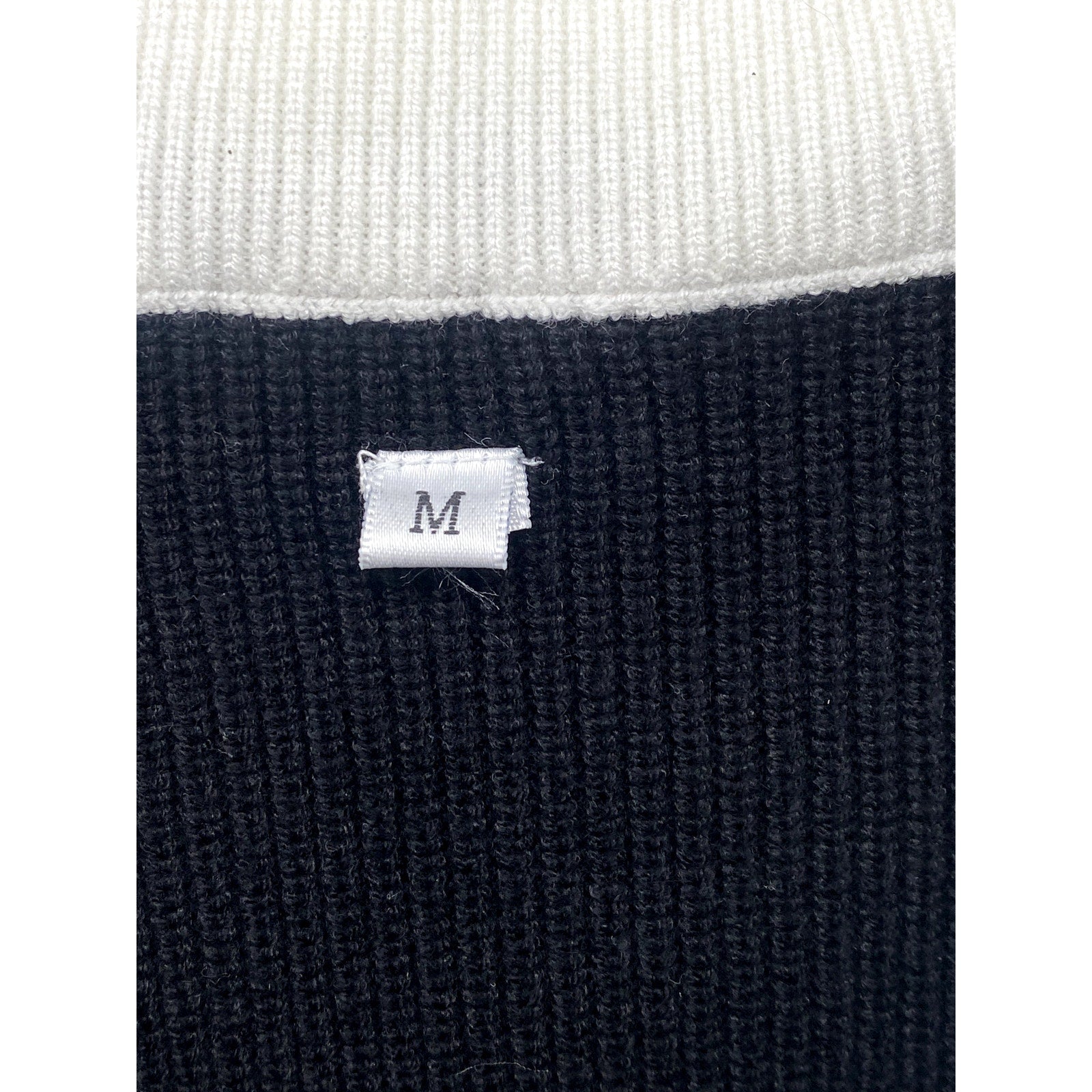 UNBRANDED Women's Black-White Crewneck Ribbed Drop Shoulder Sweater SZ M