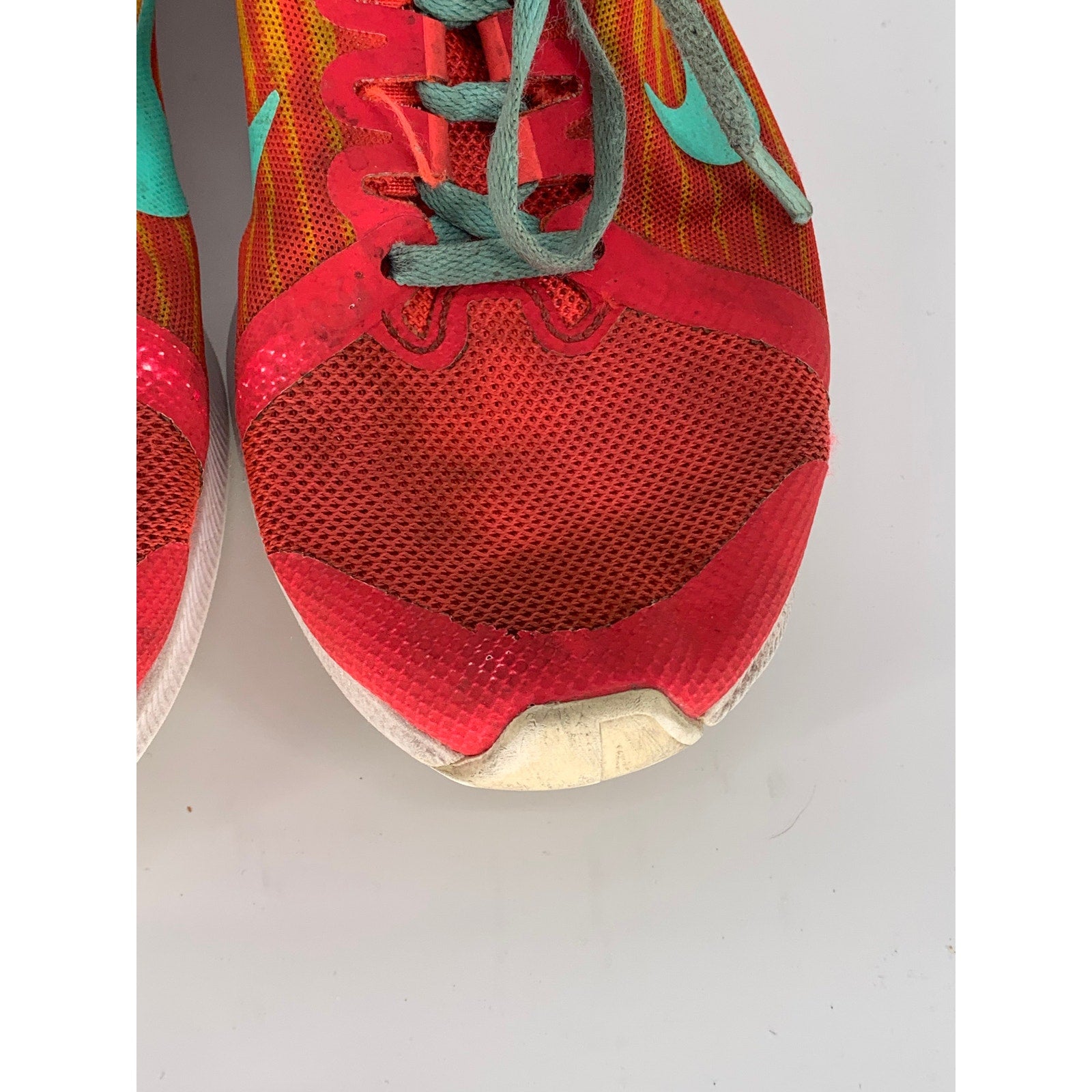 NIKE Girls' Red-Teal Mesh Downshifter 8 Fade Active Sneakers SZ 5.5Y